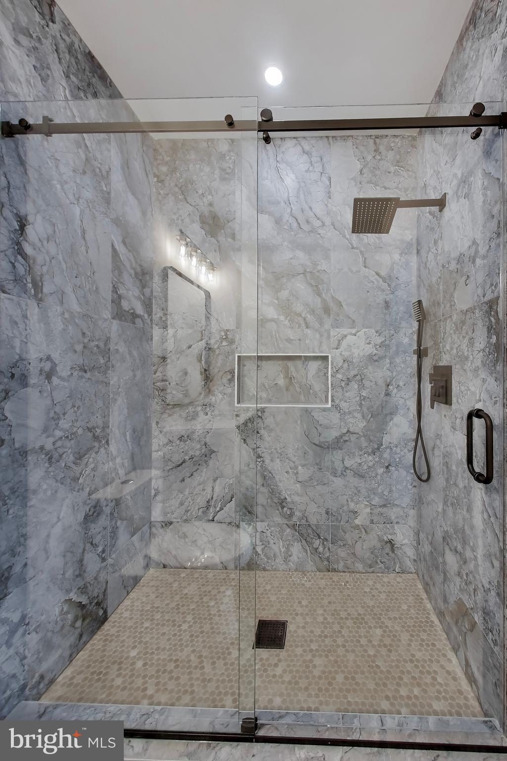 YATES FORD - Residential