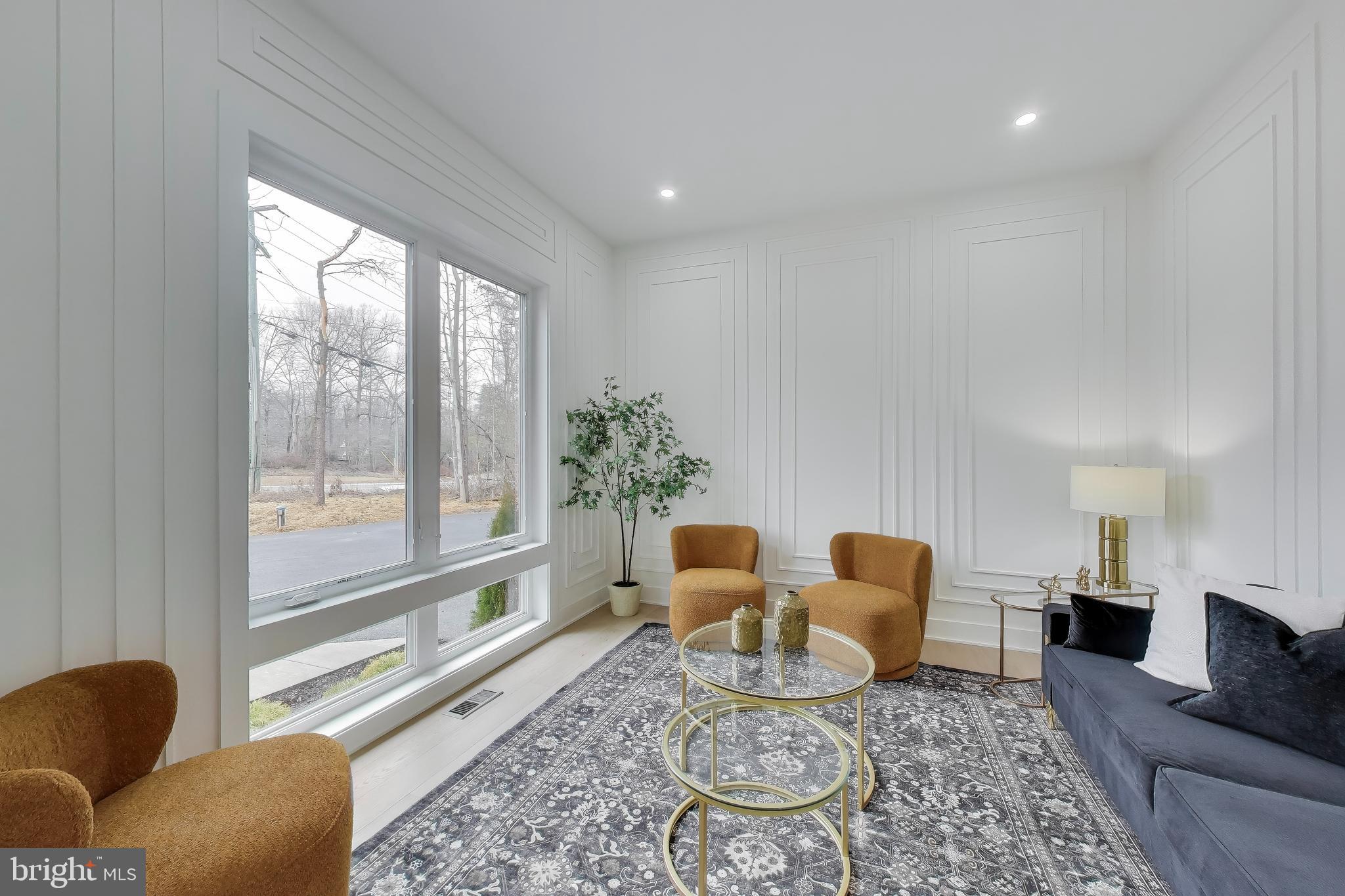 YATES FORD - Residential