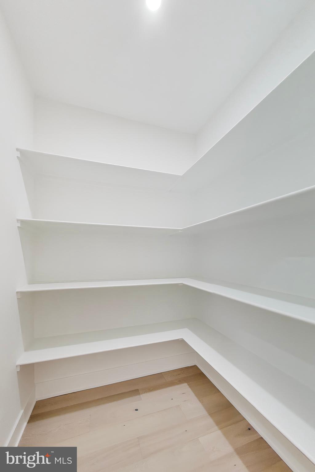 YATES FORD - Residential