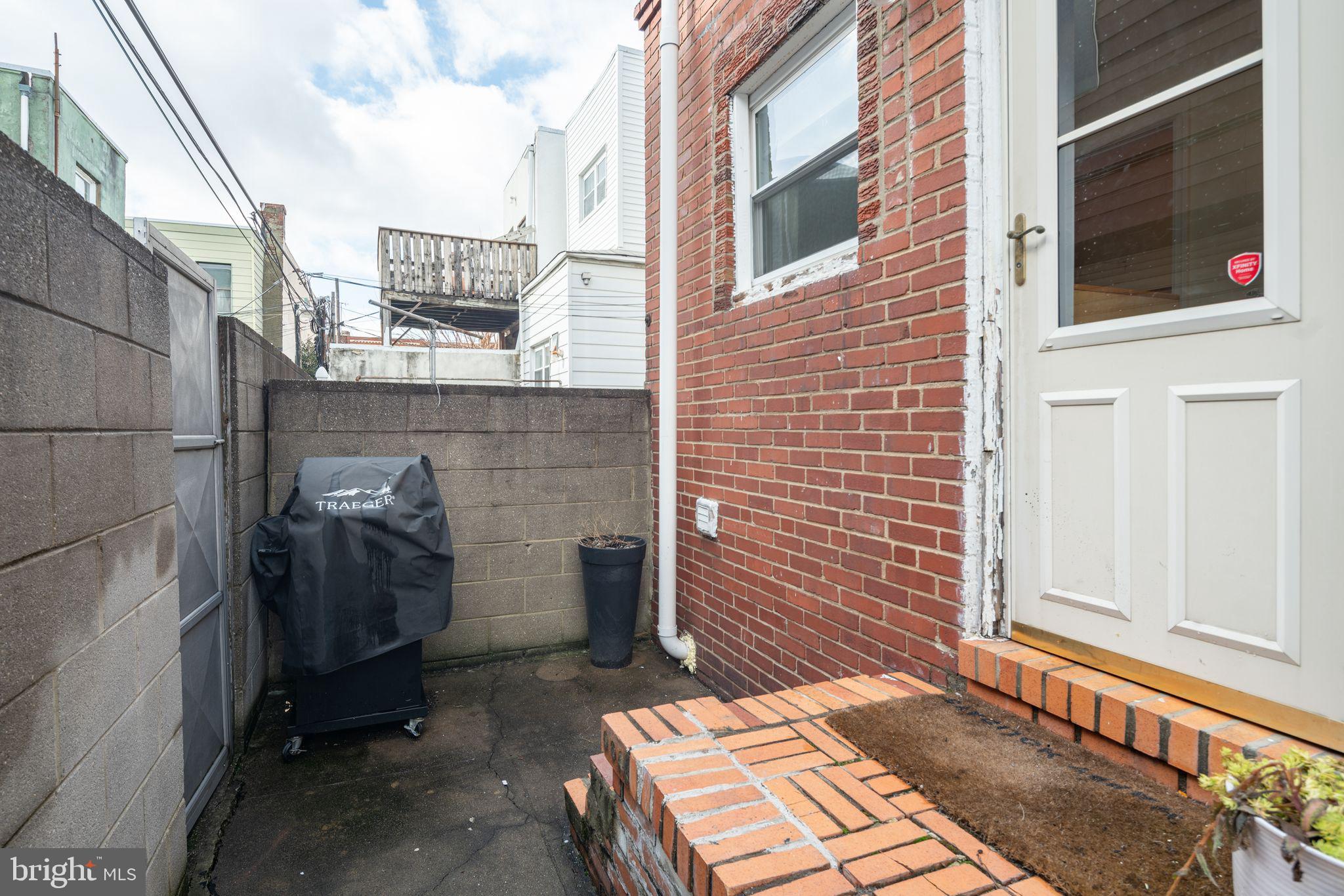 SOUTH VIEW - Residential