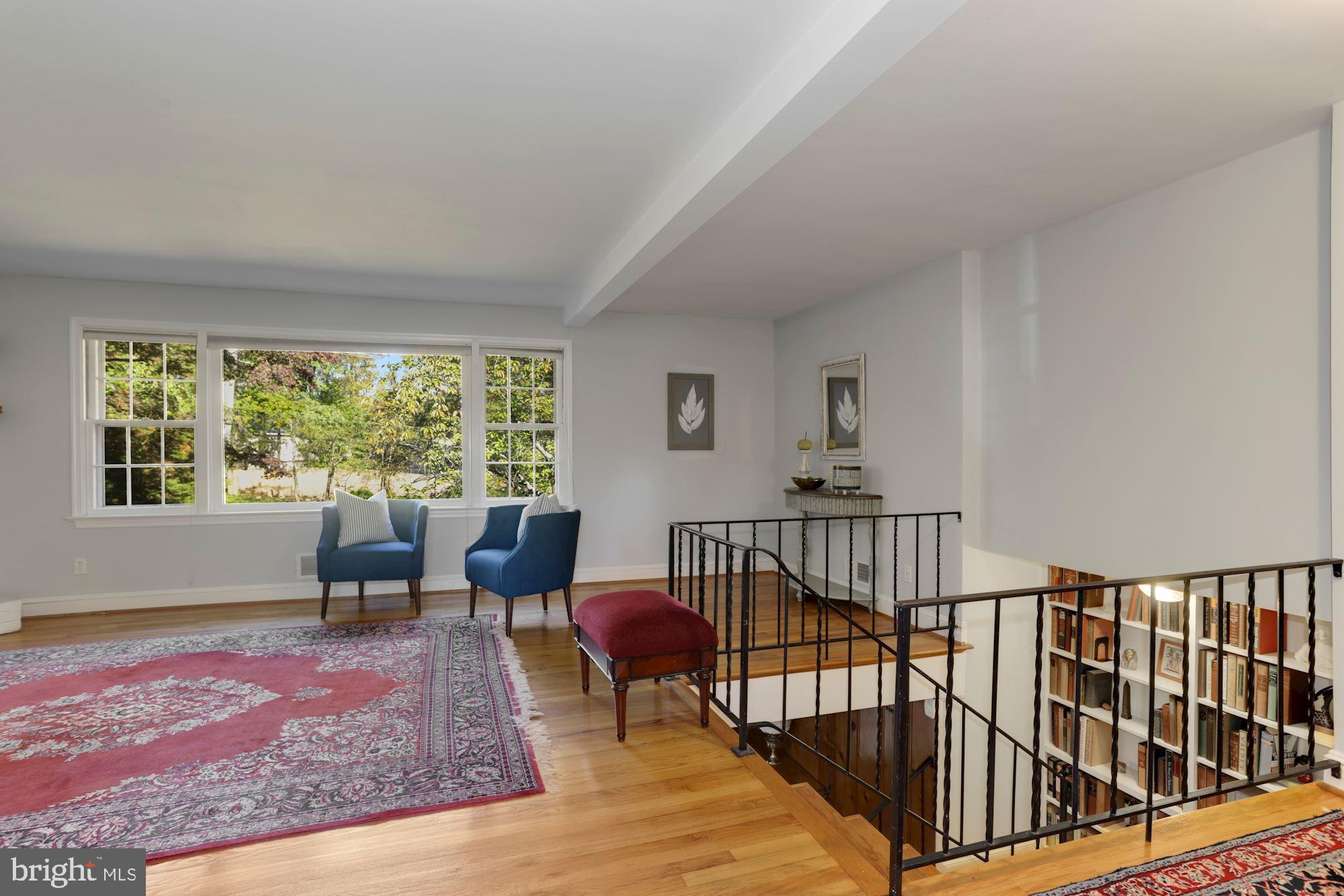 ANNAPOLIS ROADS - Residential