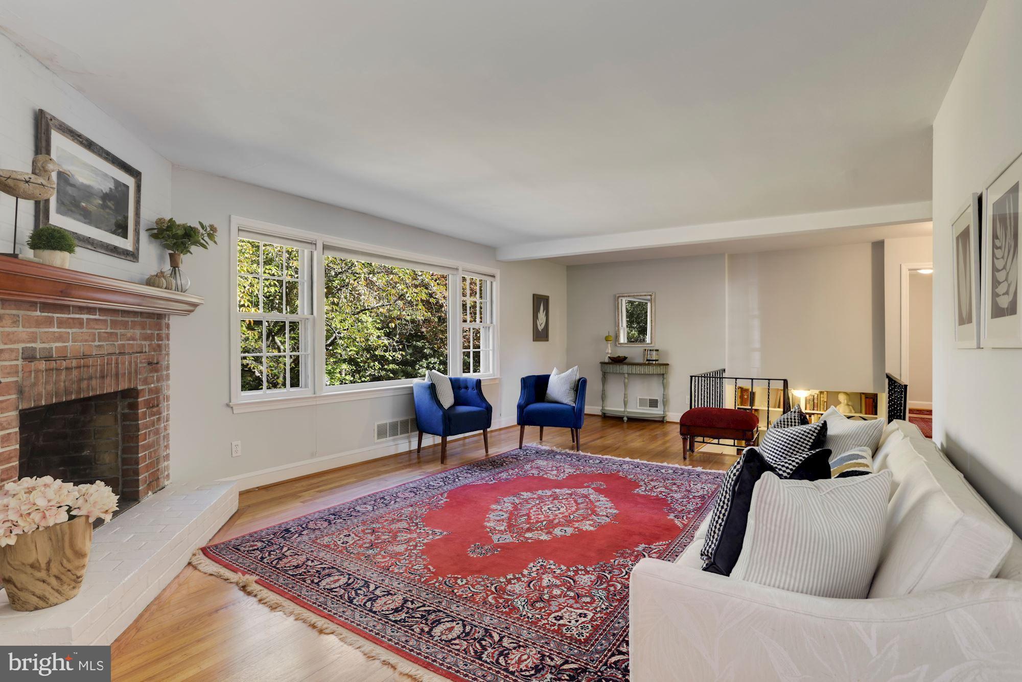 ANNAPOLIS ROADS - Residential