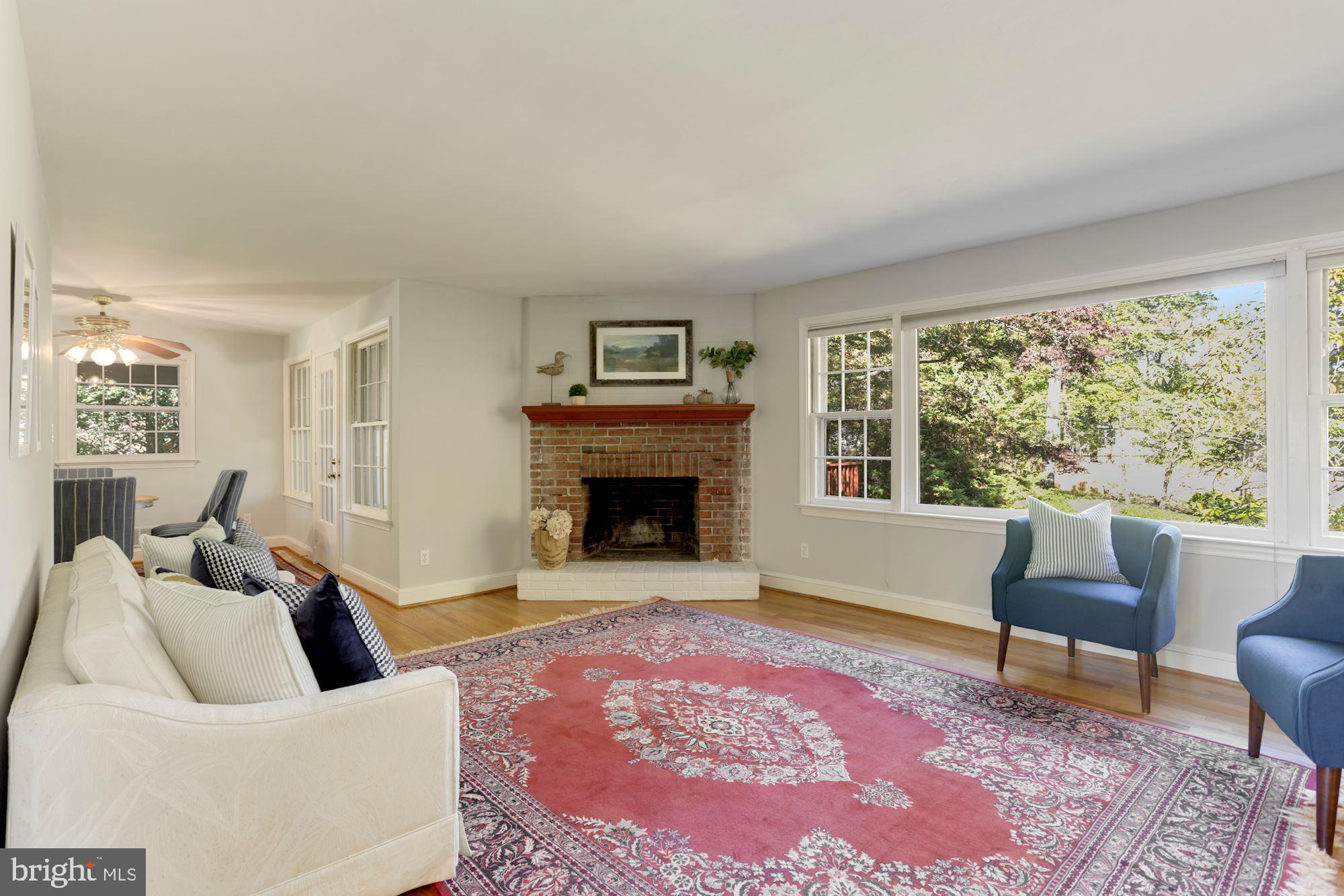 ANNAPOLIS ROADS - Residential