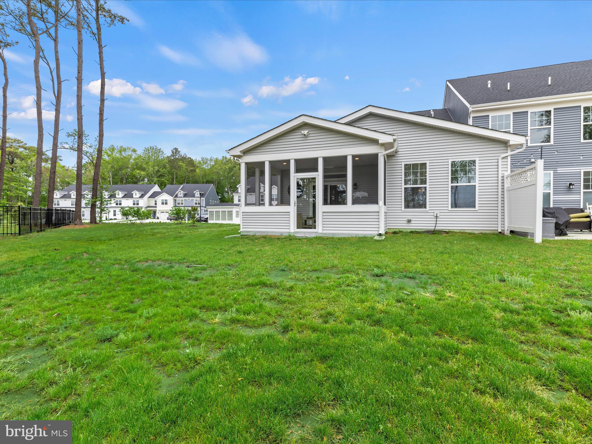 FRIENDSHIP CREEK - Residential