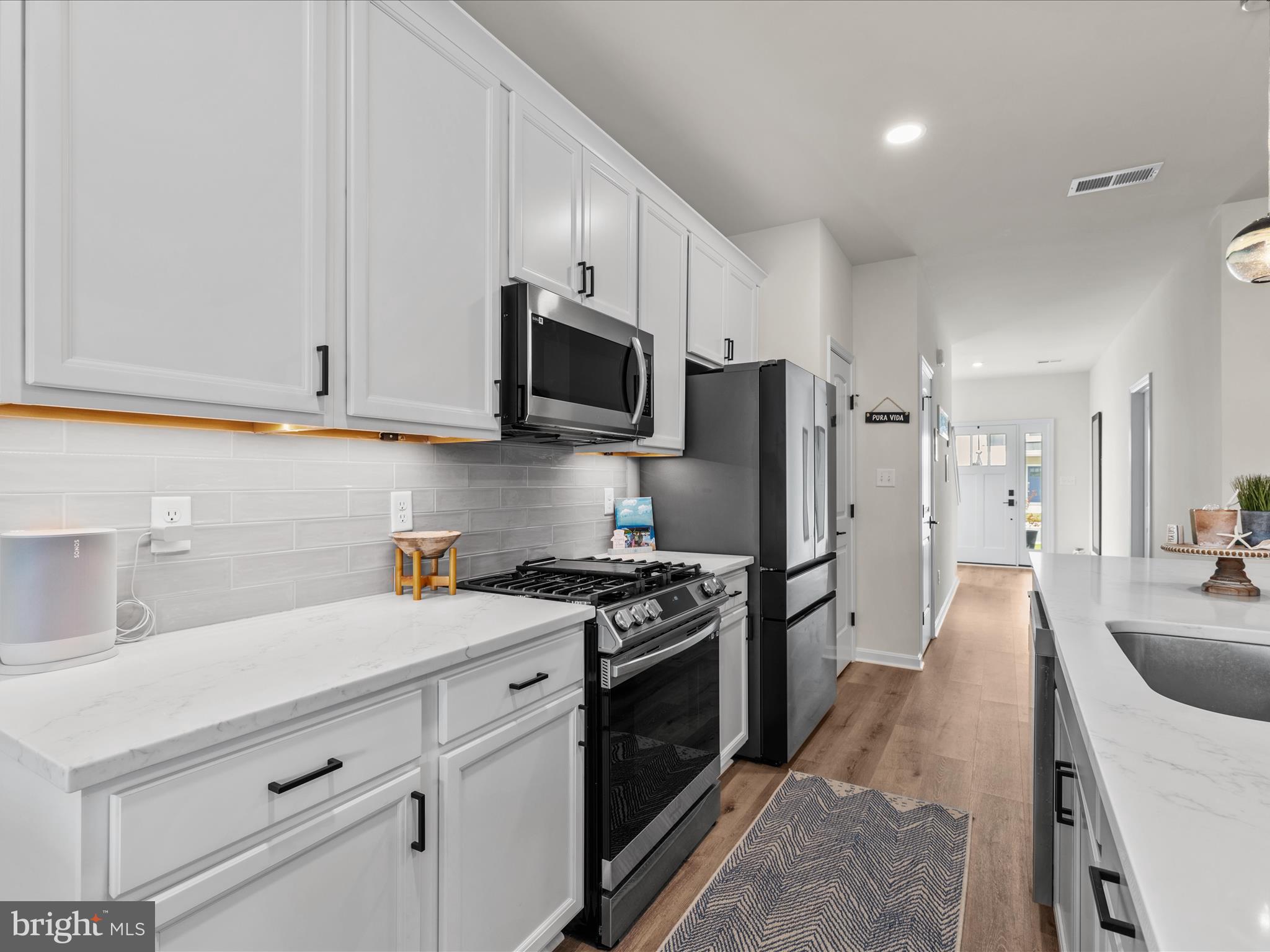 FRIENDSHIP CREEK - Residential