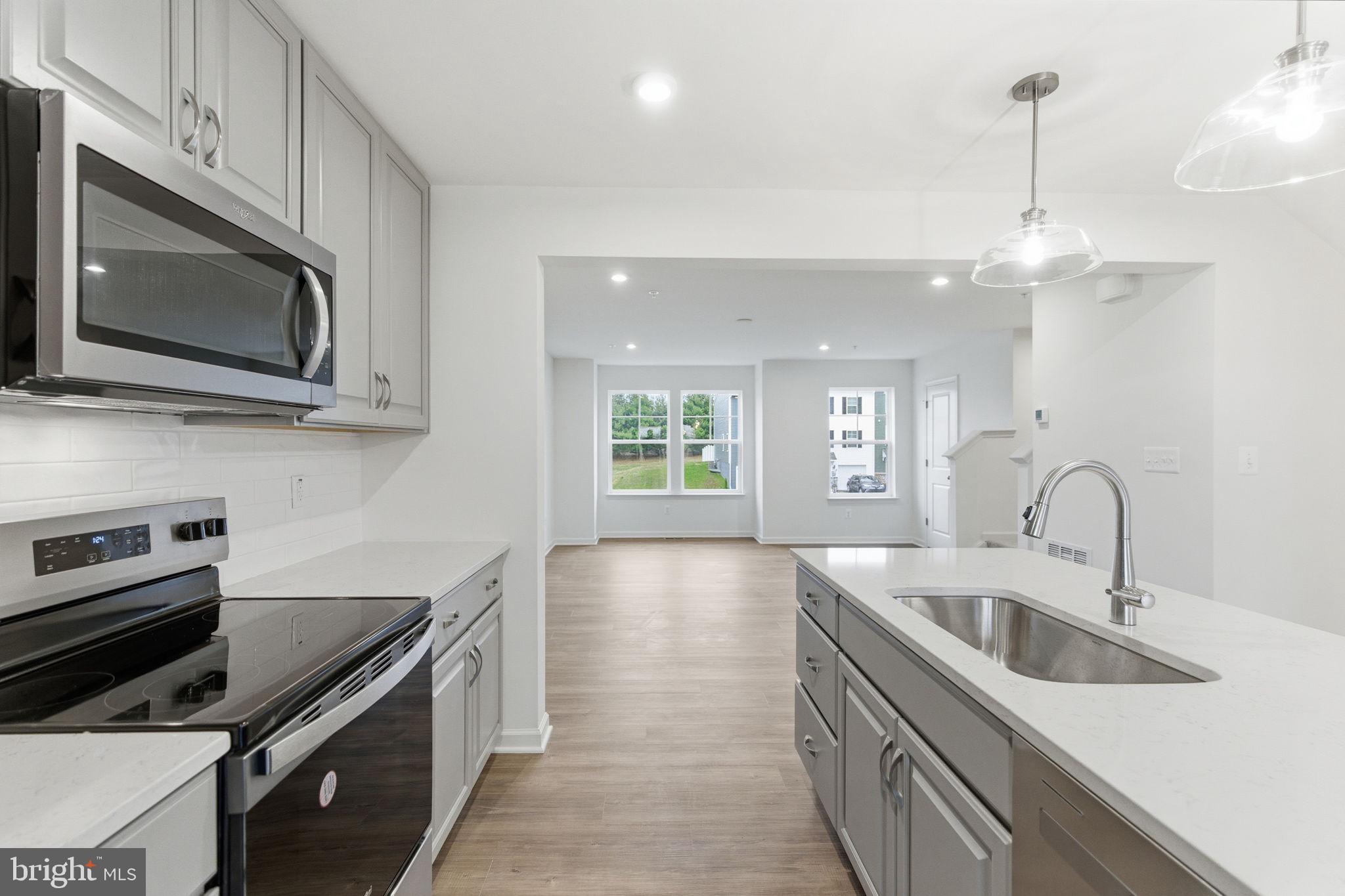 HOMESTEAD ACRES - Residential