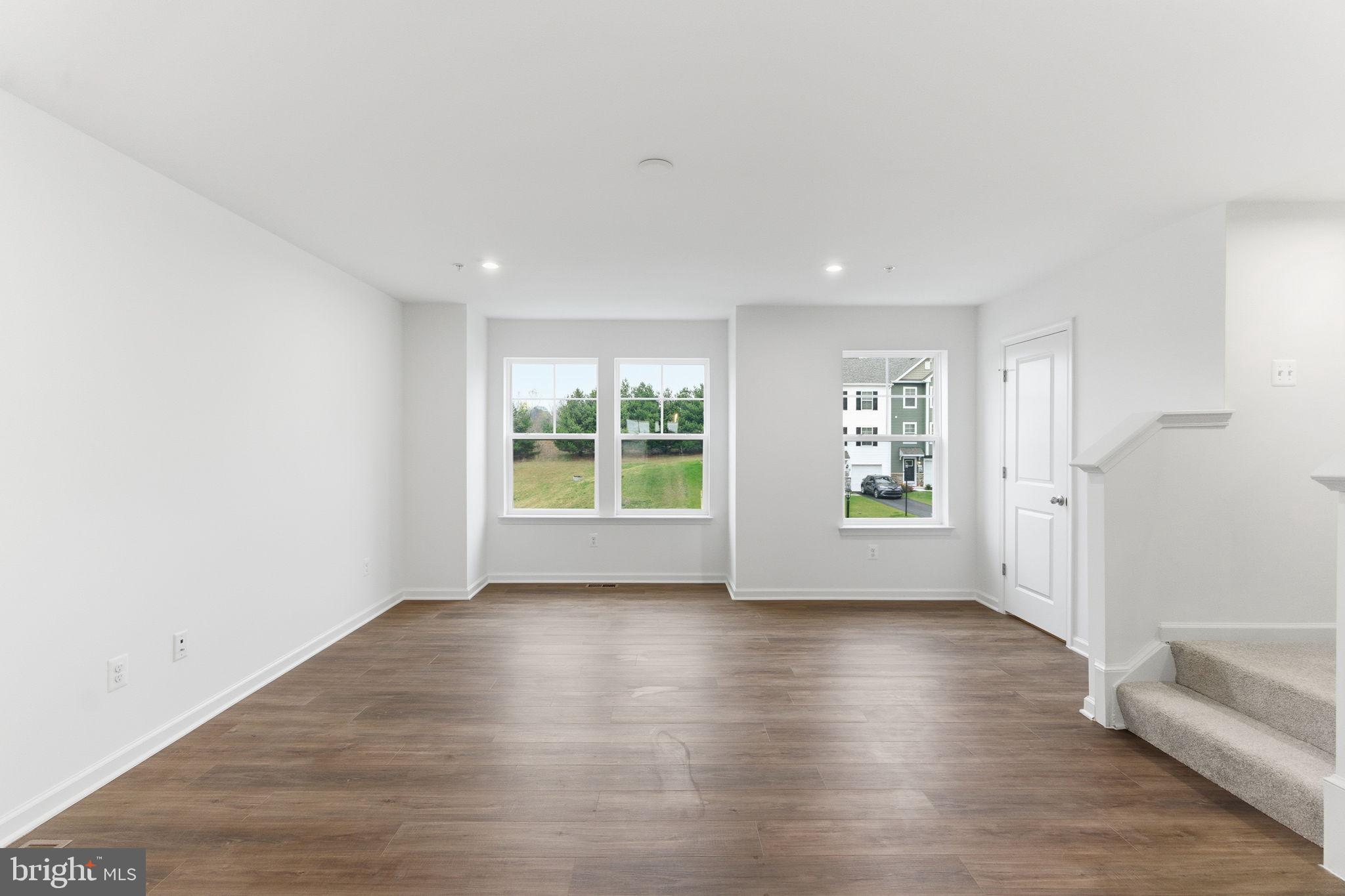 HOMESTEAD ACRES - Residential