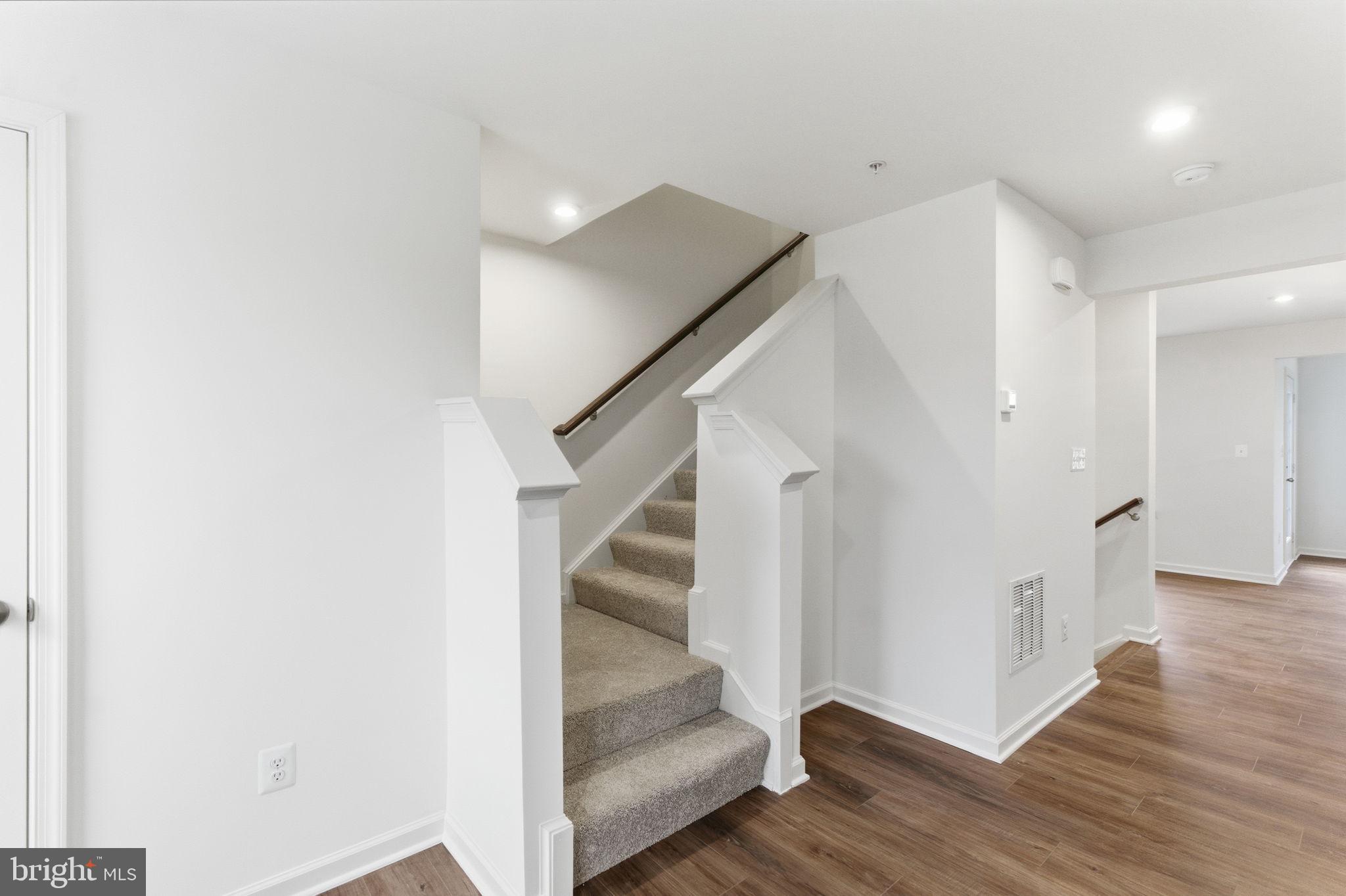 HOMESTEAD ACRES - Residential