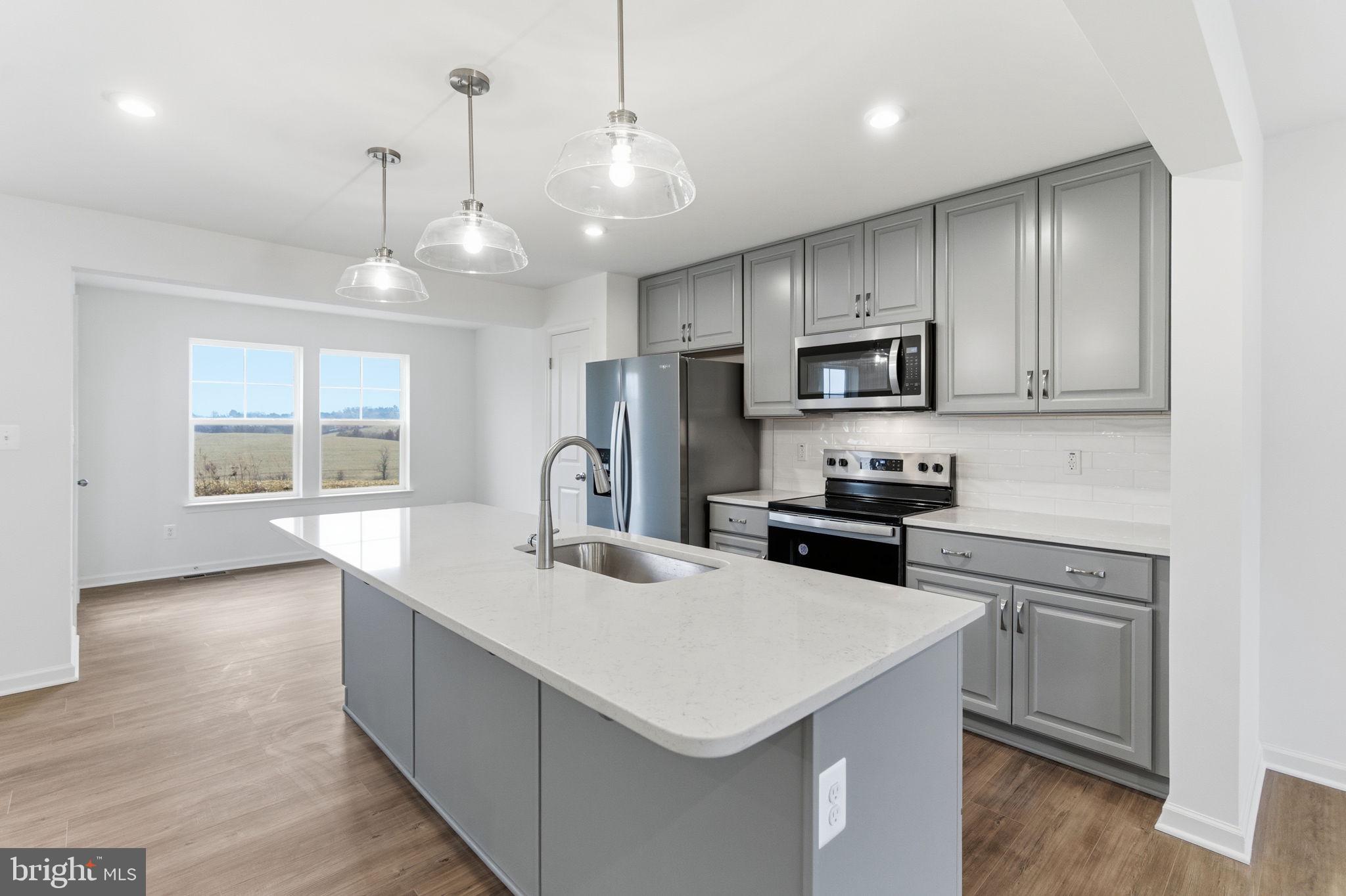 HOMESTEAD ACRES - Residential