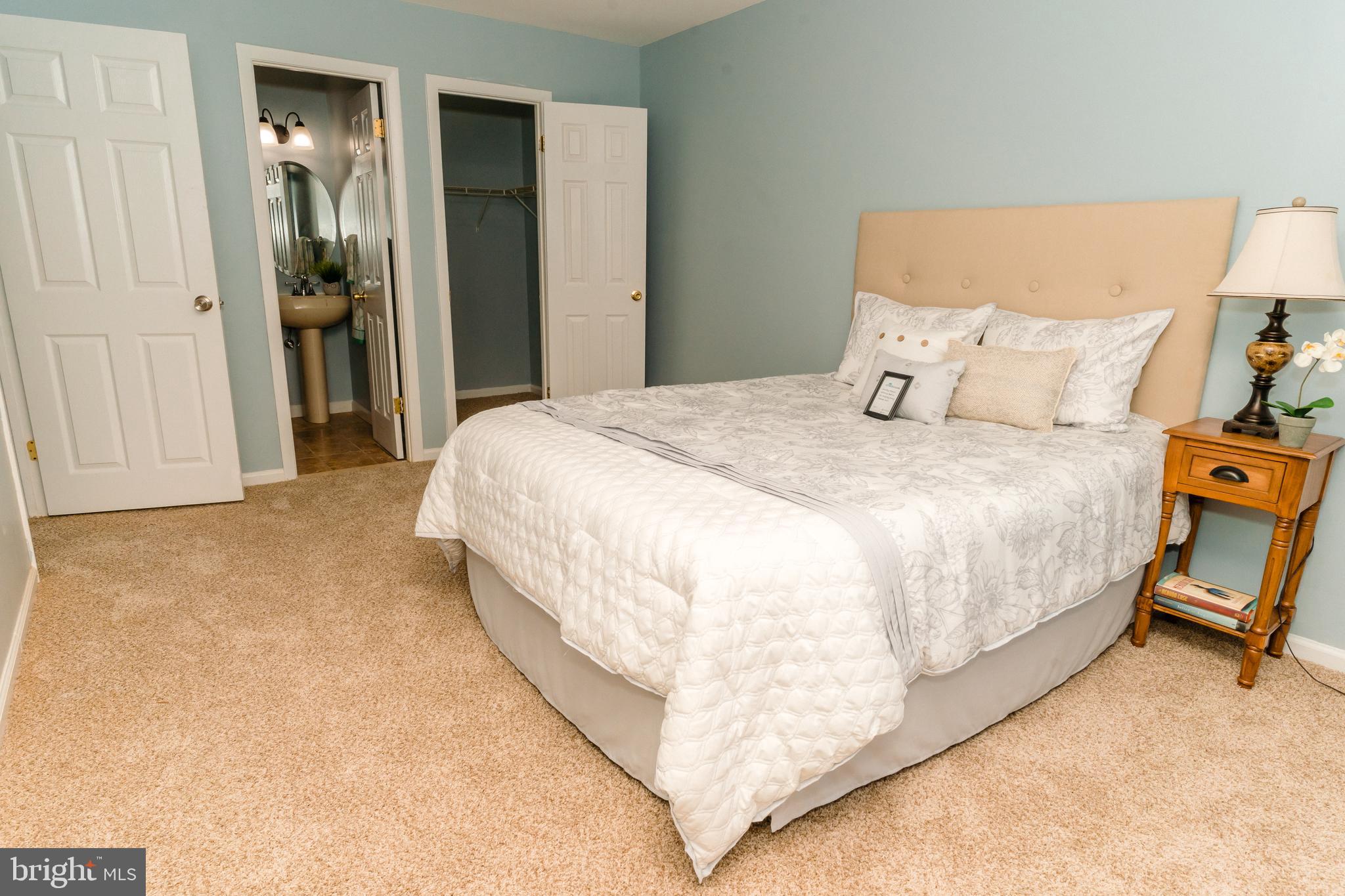 TWELVE TREES - Residential