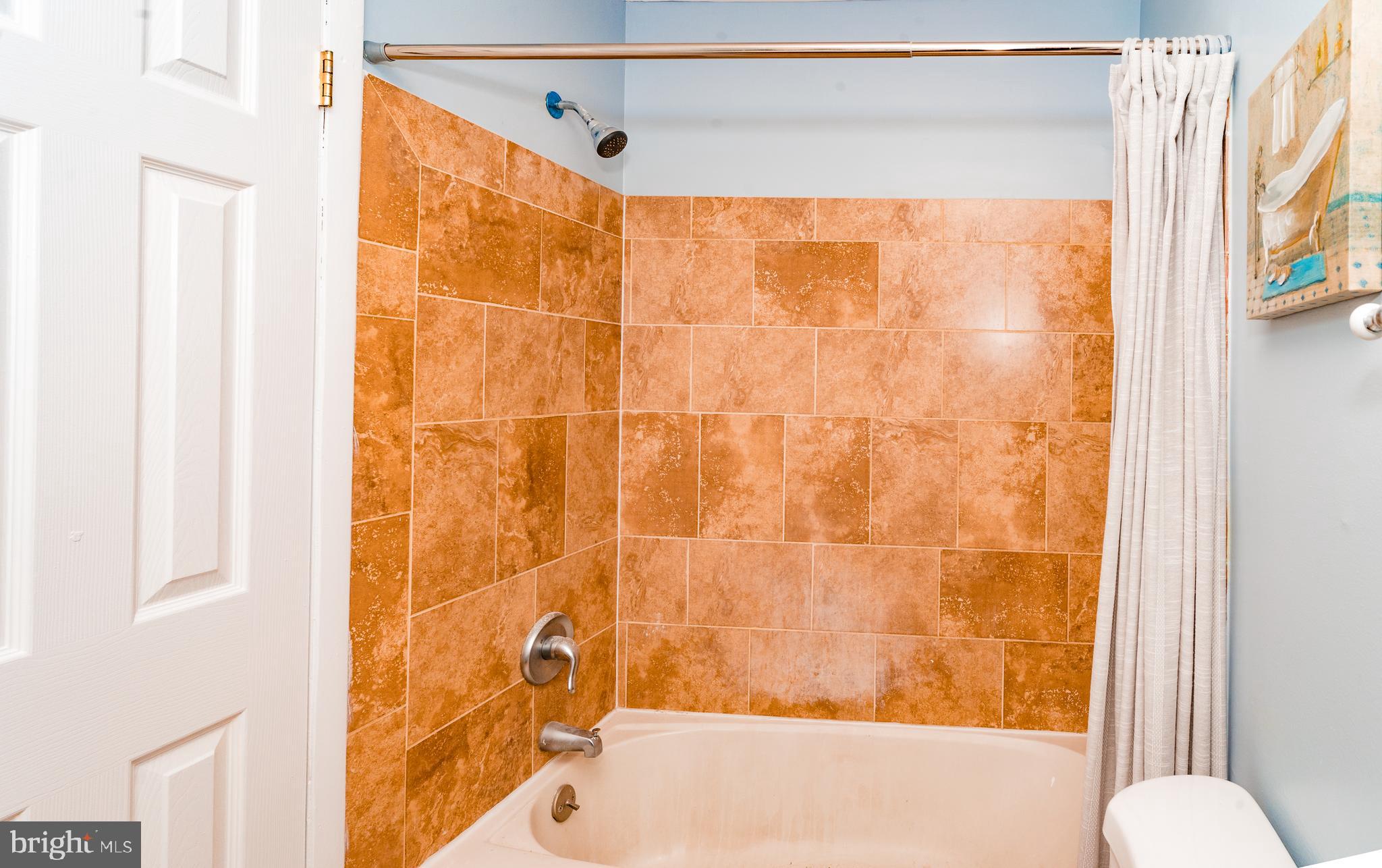 TWELVE TREES - Residential