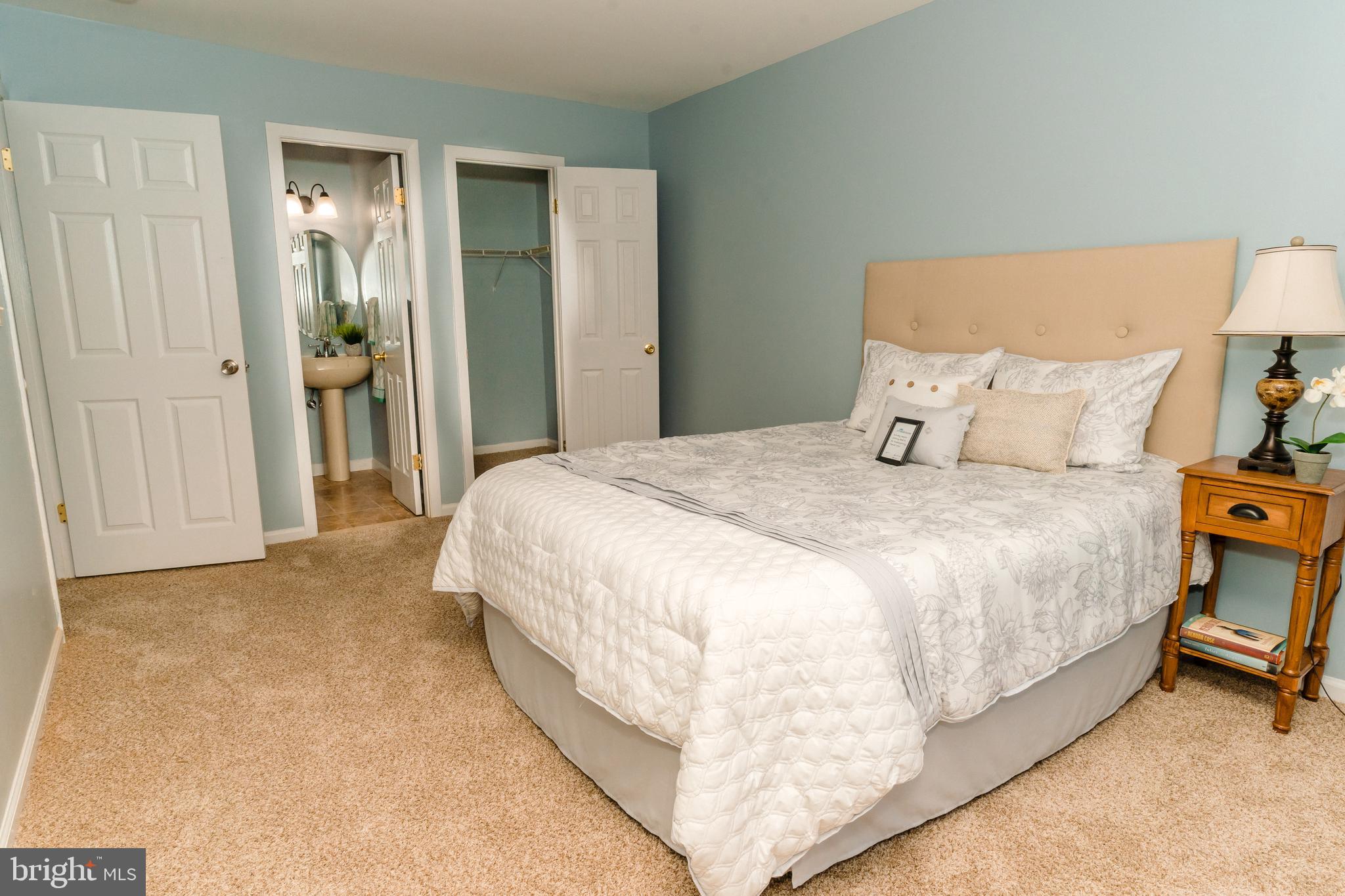 TWELVE TREES - Residential