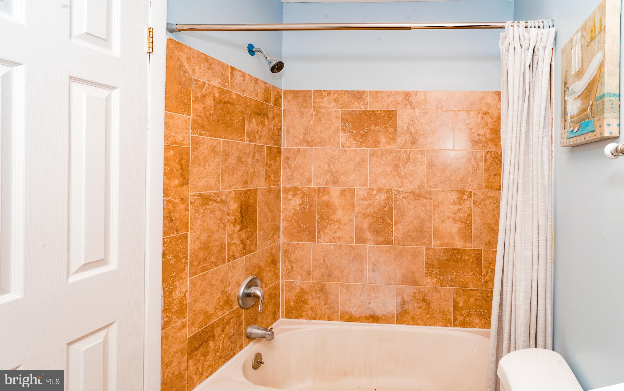 TWELVE TREES - Residential