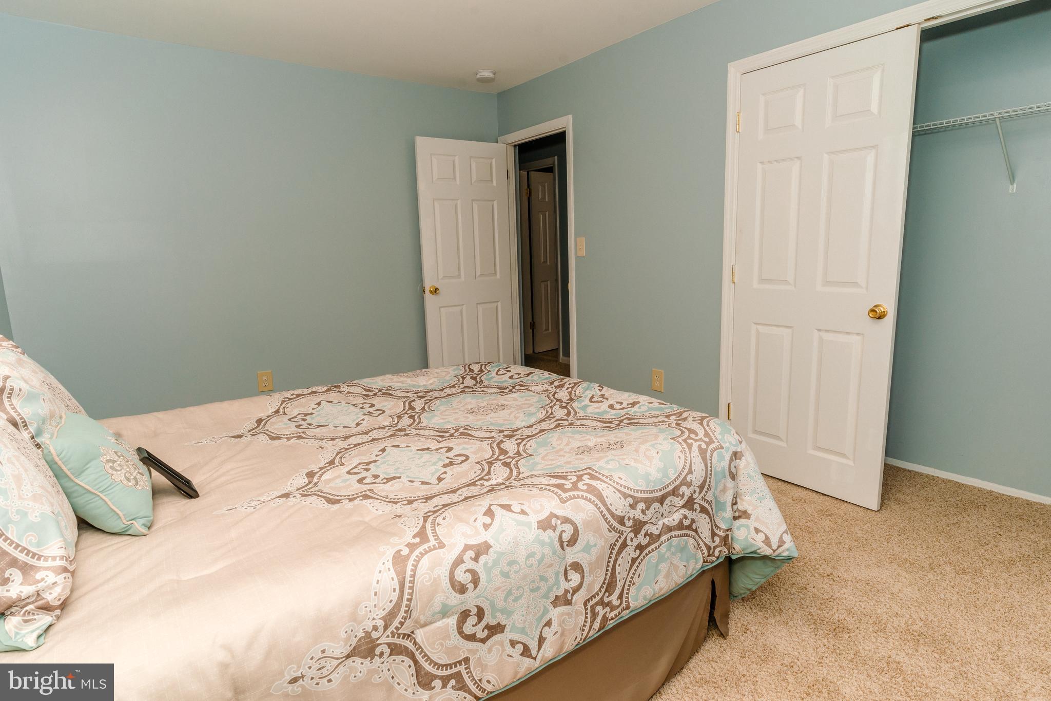 TWELVE TREES - Residential