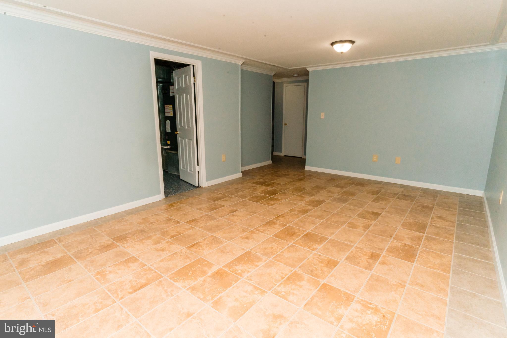 TWELVE TREES - Residential