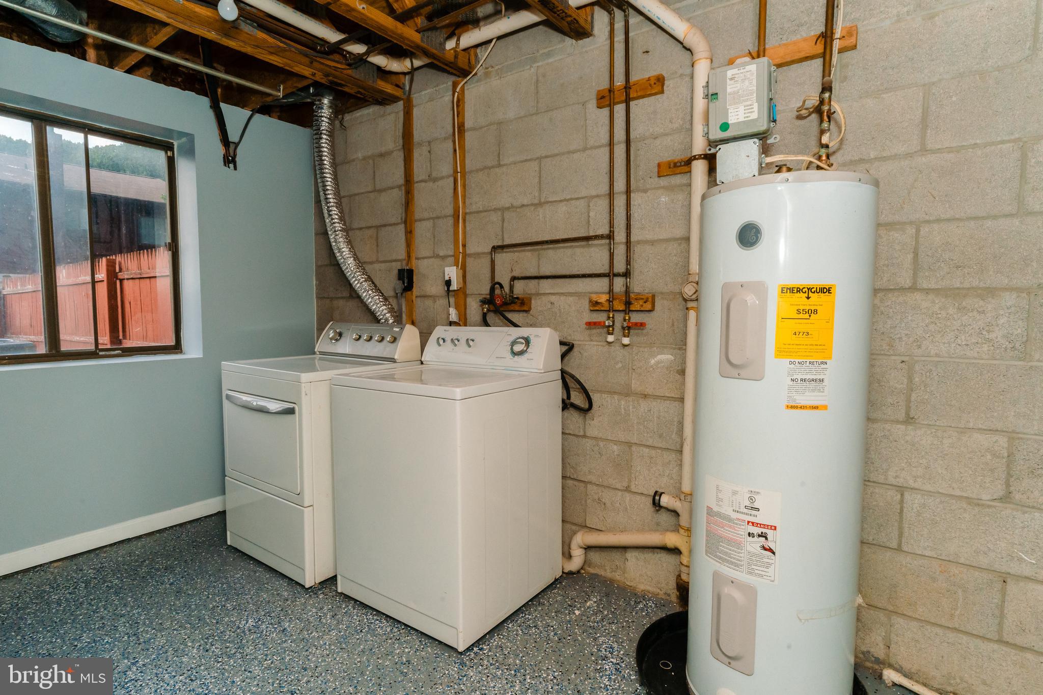 TWELVE TREES - Residential