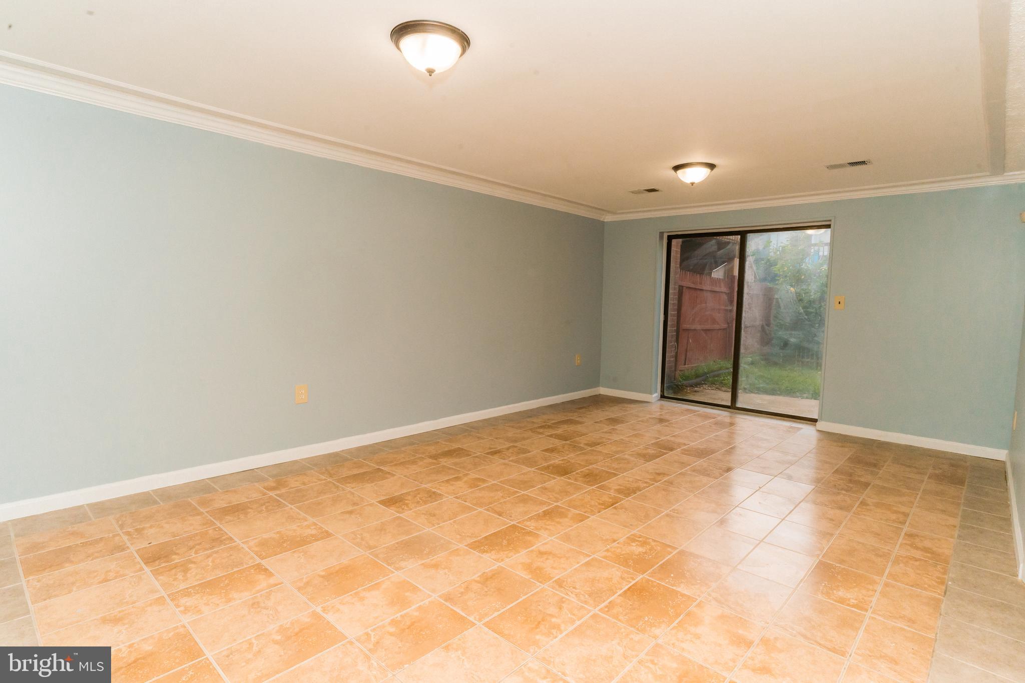 TWELVE TREES - Residential