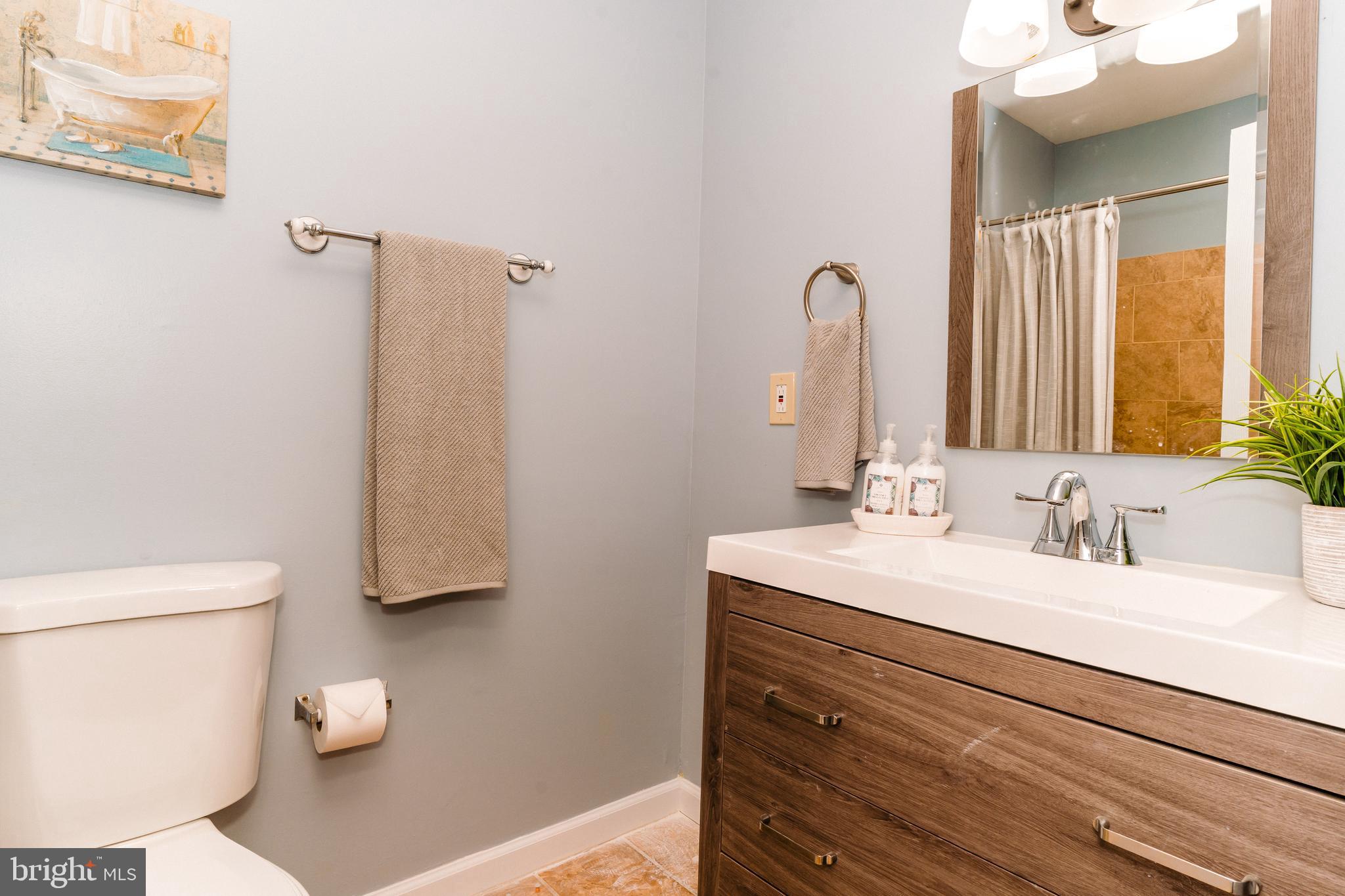 TWELVE TREES - Residential