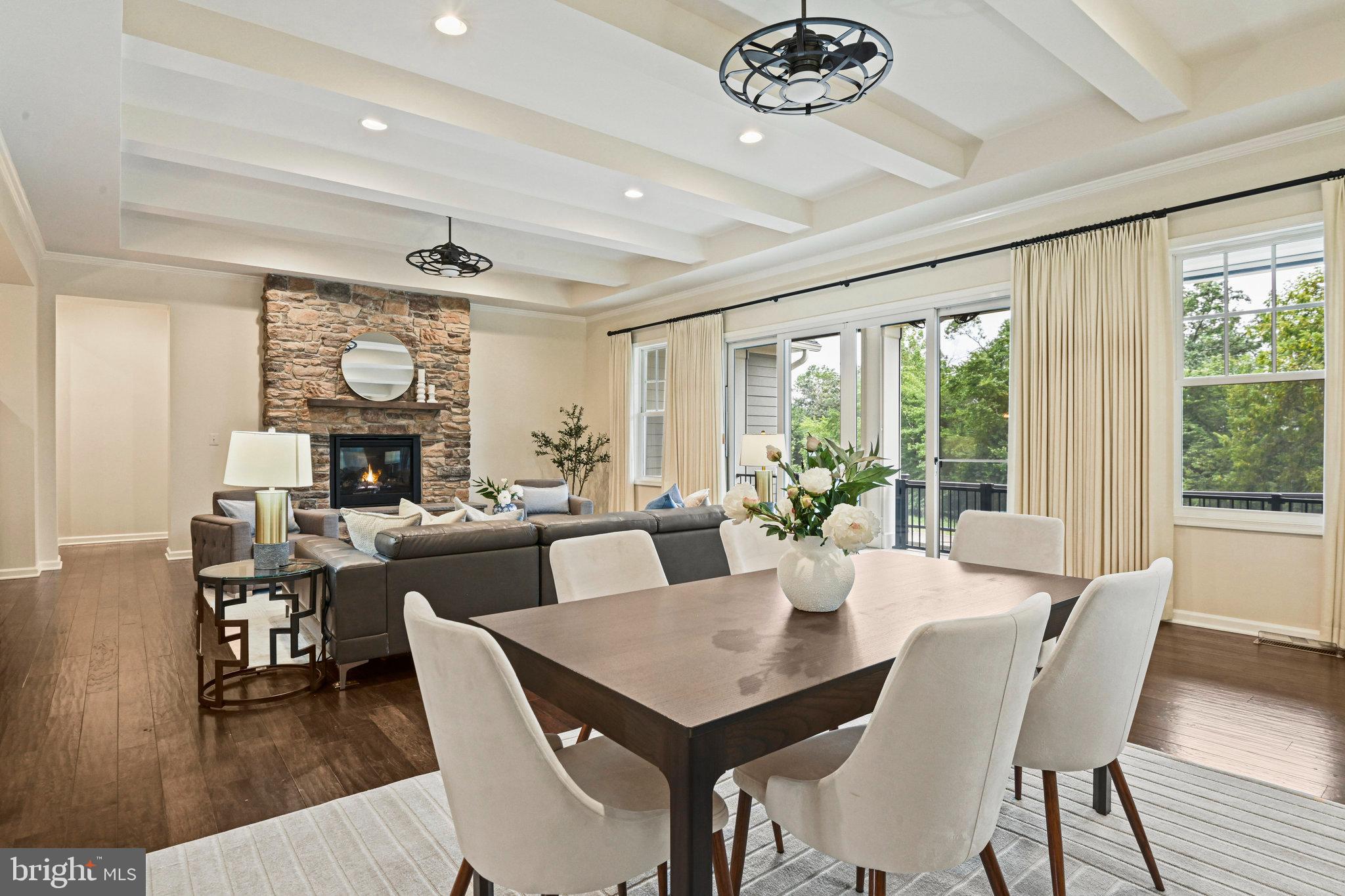 GREENS SOUTH AT WILLOWSF - Residential