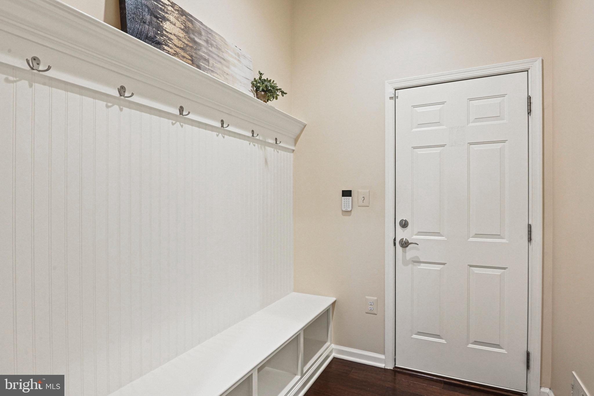 GREENS SOUTH AT WILLOWSF - Residential