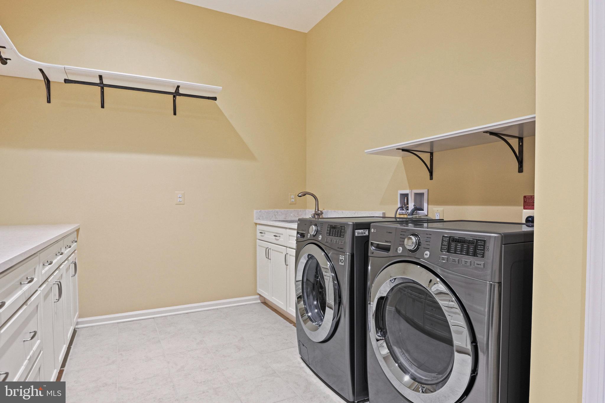 GREENS SOUTH AT WILLOWSF - Residential