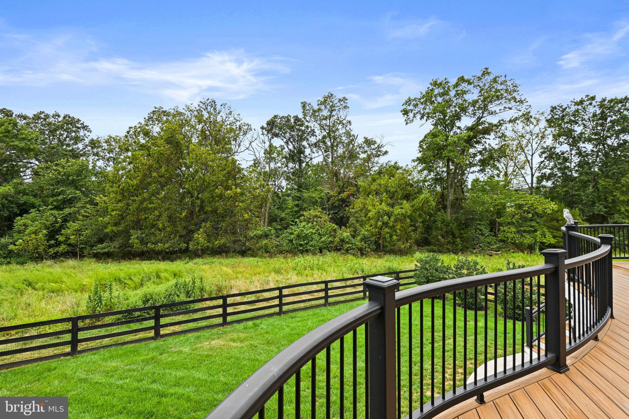 GREENS SOUTH AT WILLOWSF - Residential