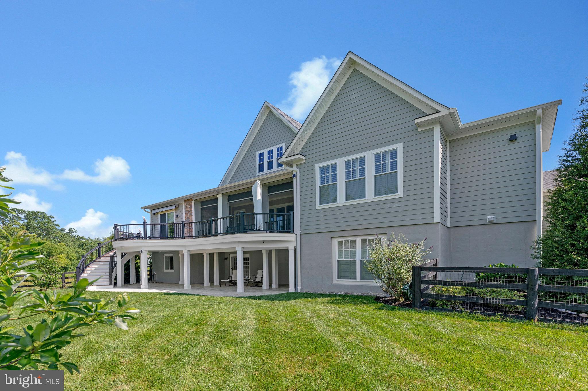 GREENS SOUTH AT WILLOWSF - Residential