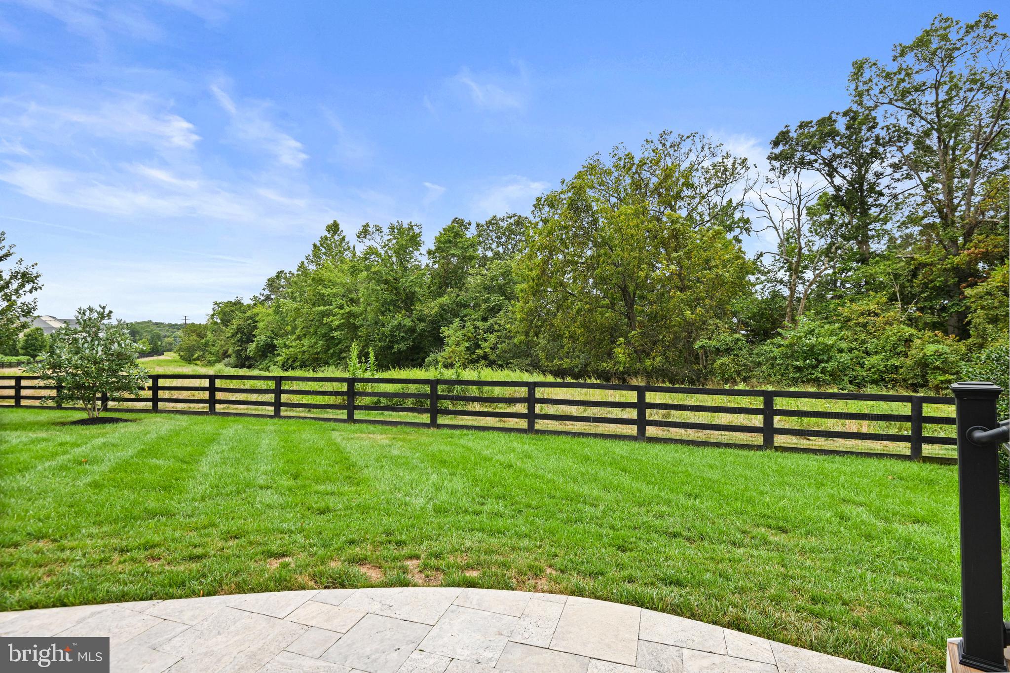 GREENS SOUTH AT WILLOWSF - Residential