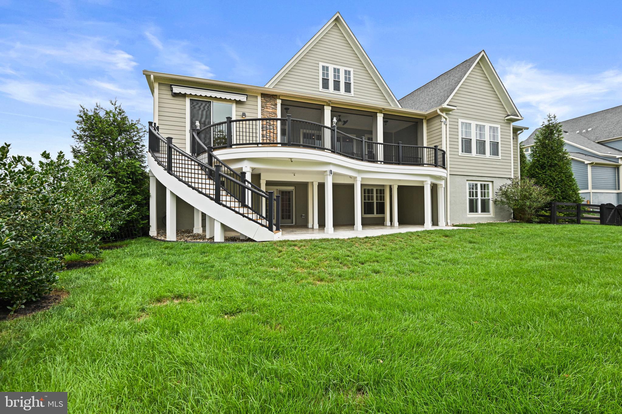 GREENS SOUTH AT WILLOWSF - Residential