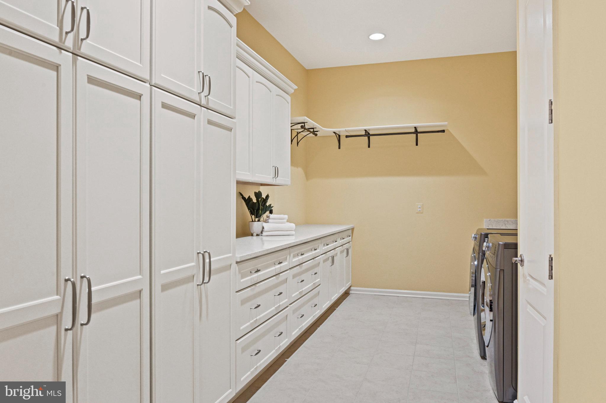 GREENS SOUTH AT WILLOWSF - Residential