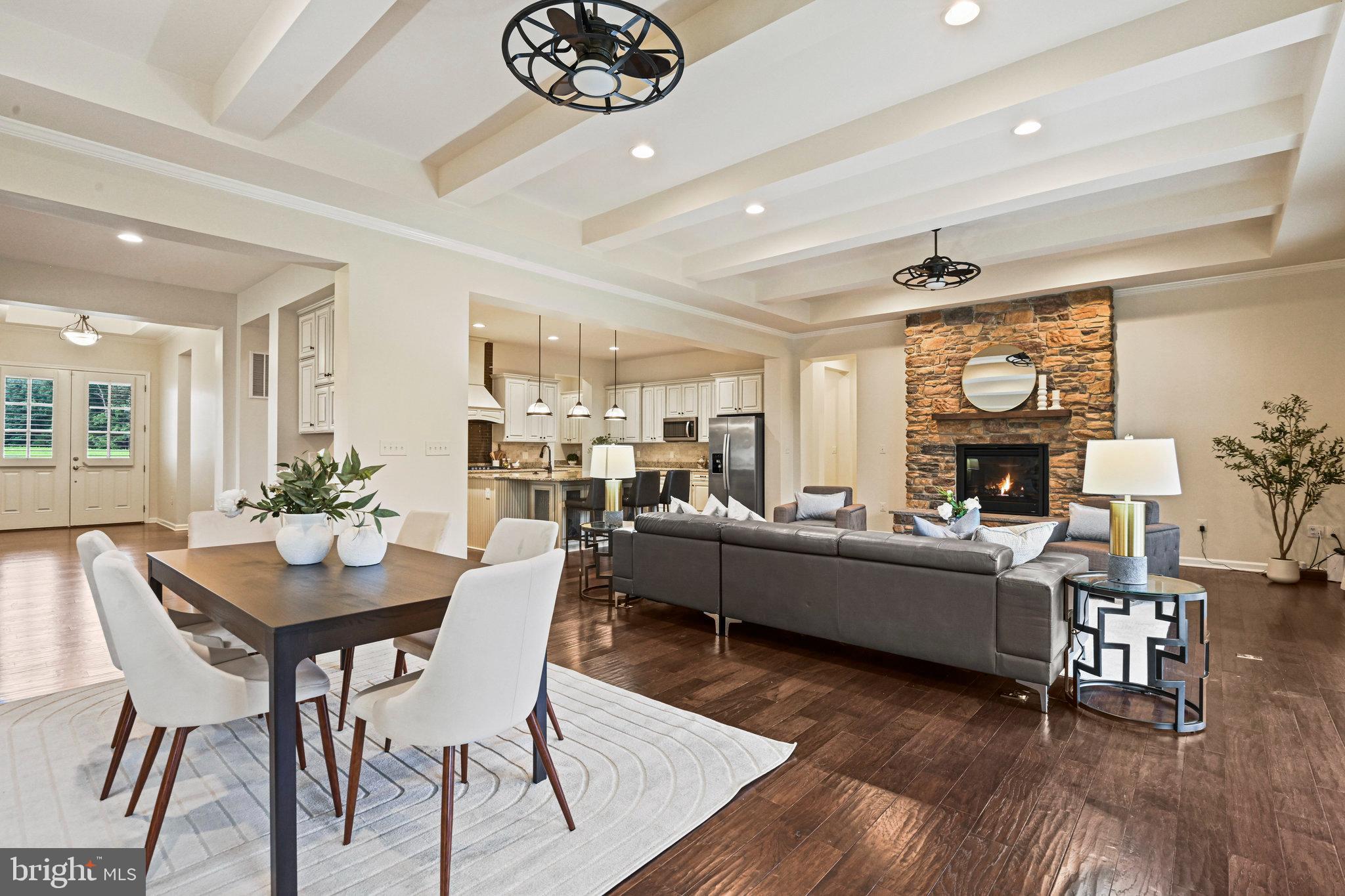 GREENS SOUTH AT WILLOWSF - Residential