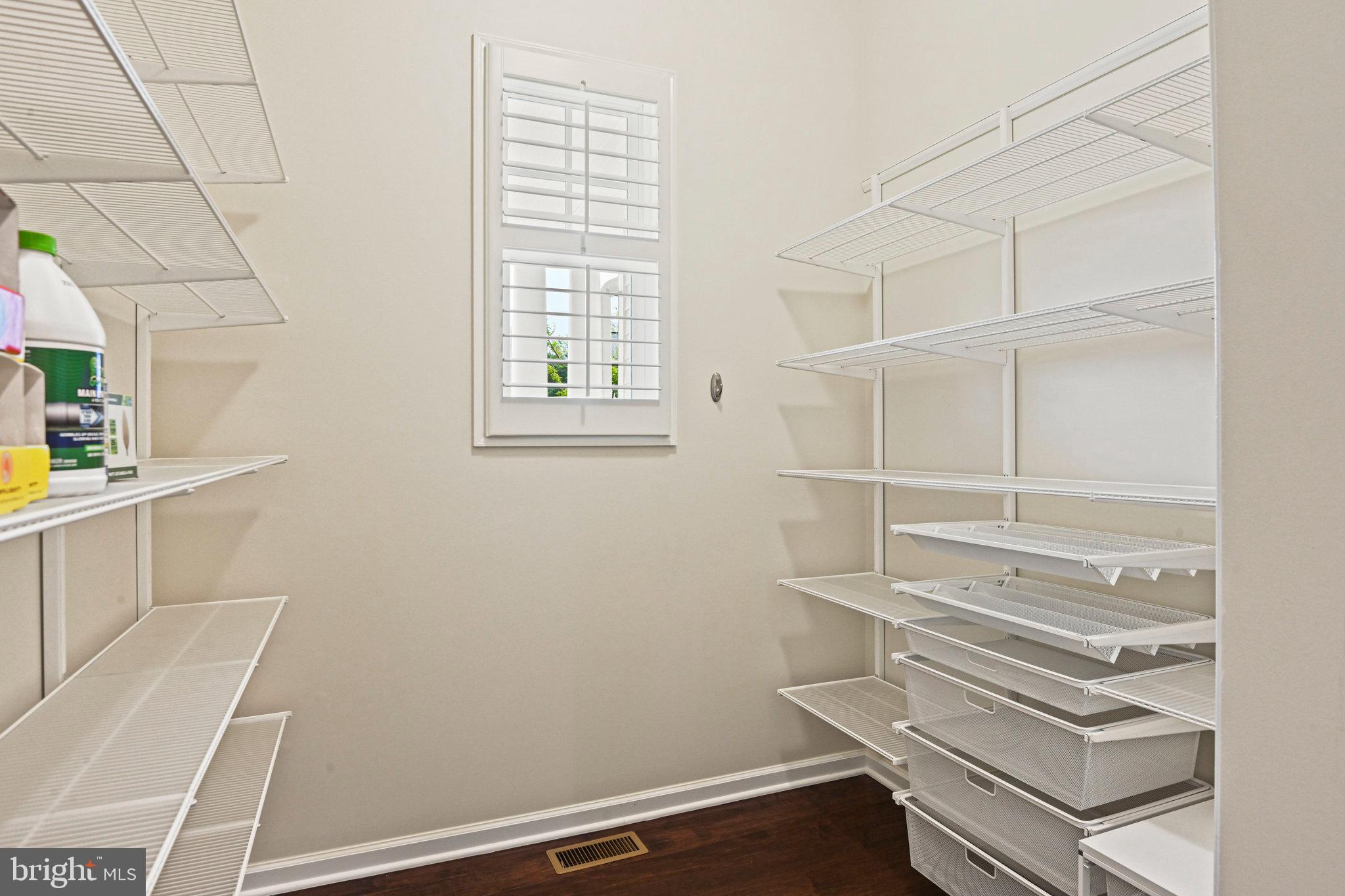 GREENS SOUTH AT WILLOWSF - Residential