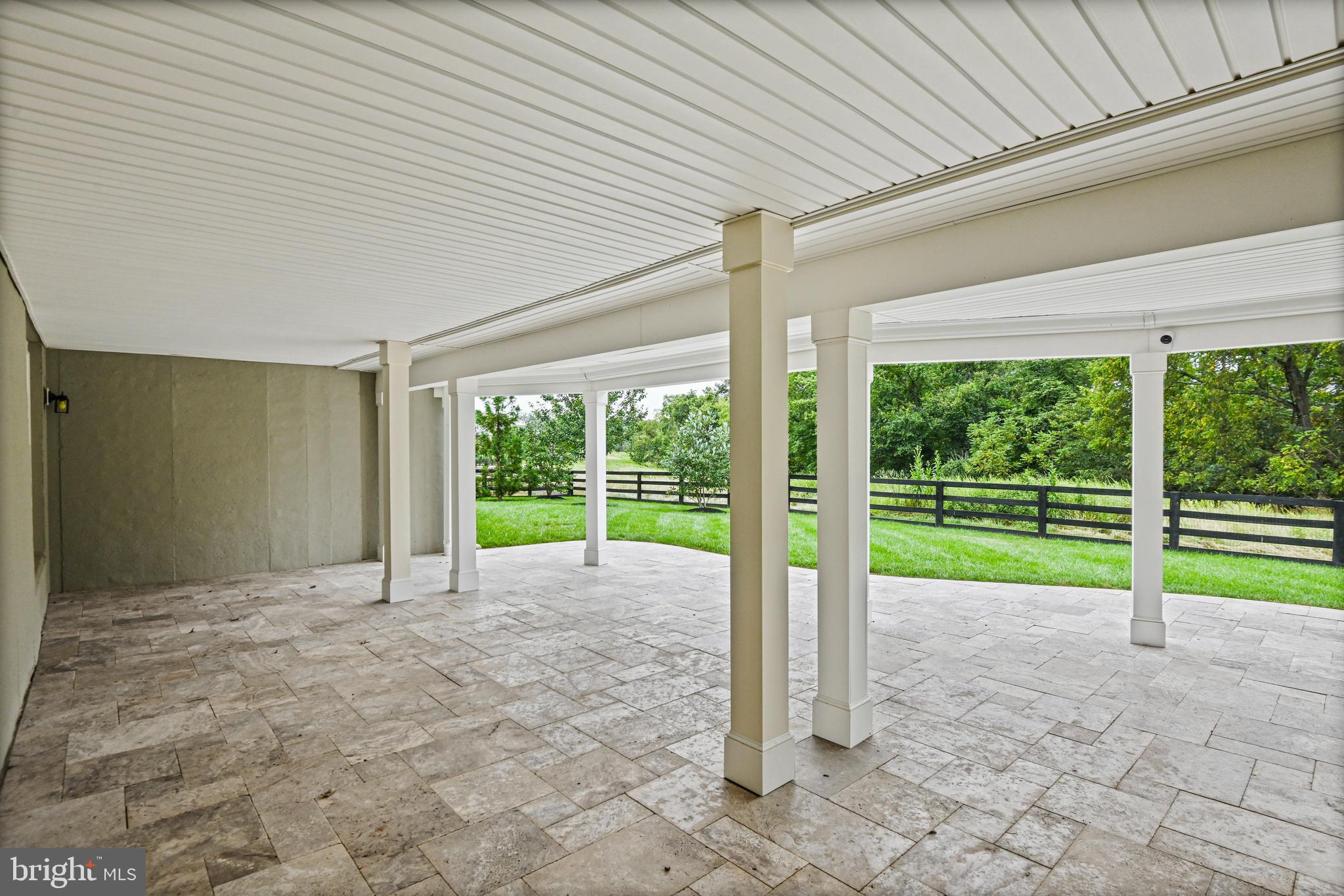 GREENS SOUTH AT WILLOWSF - Residential