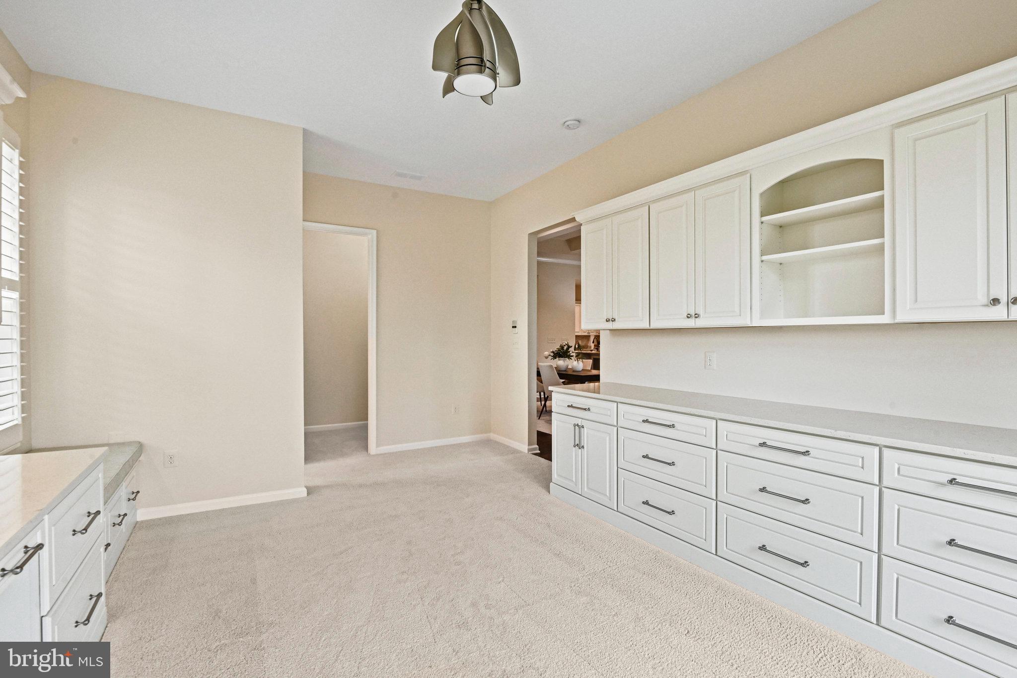 GREENS SOUTH AT WILLOWSF - Residential