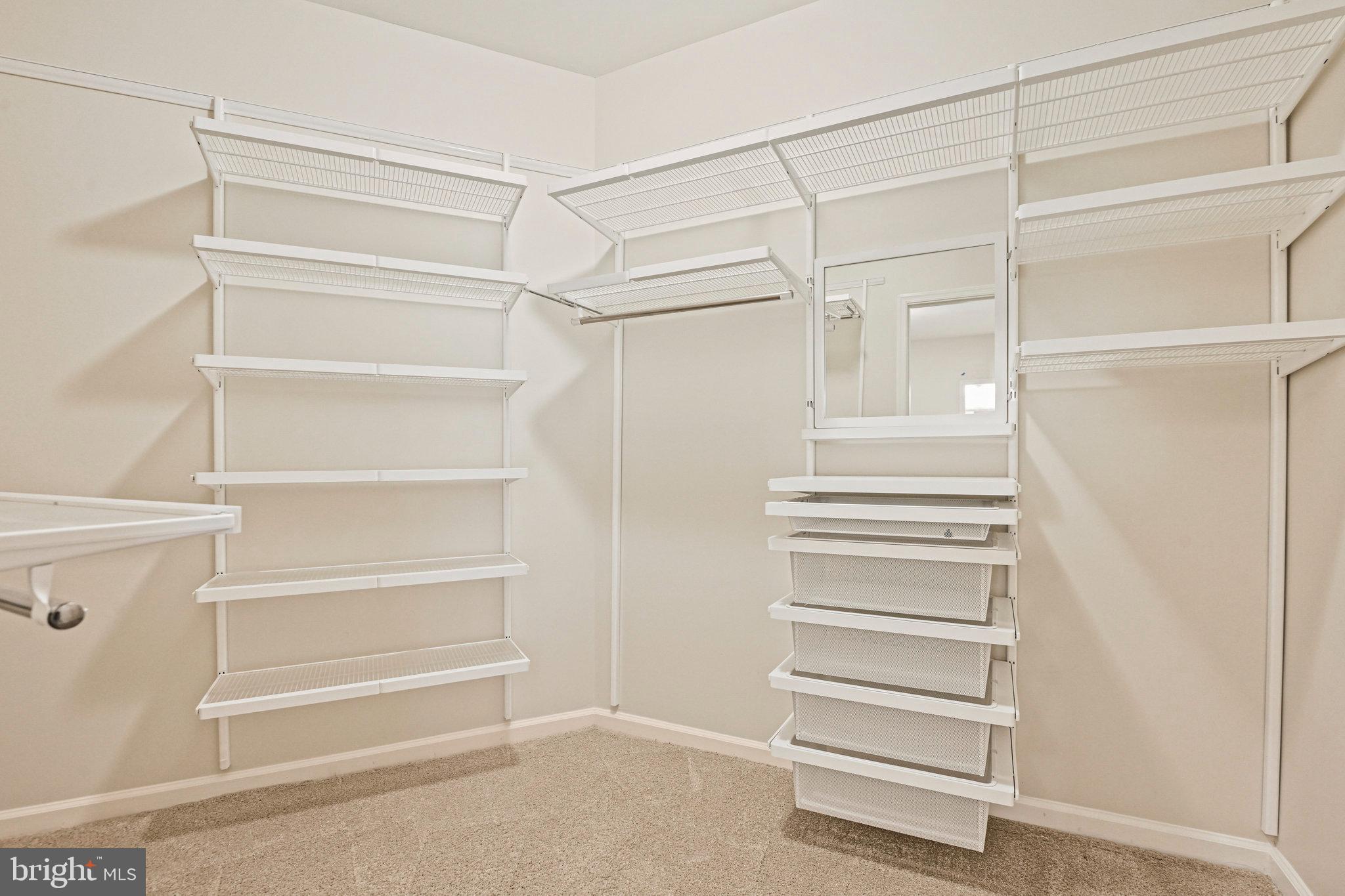 GREENS SOUTH AT WILLOWSF - Residential