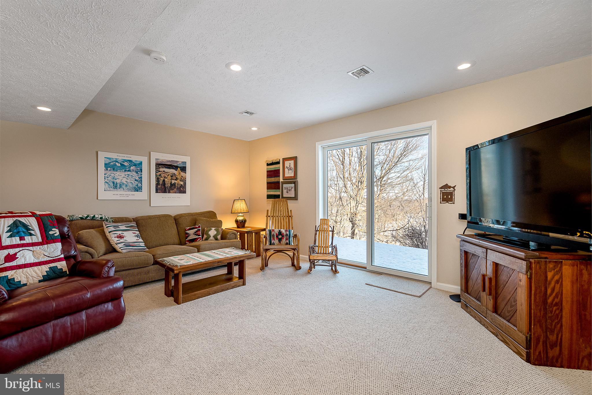 MOUNTAINSIDE - Residential