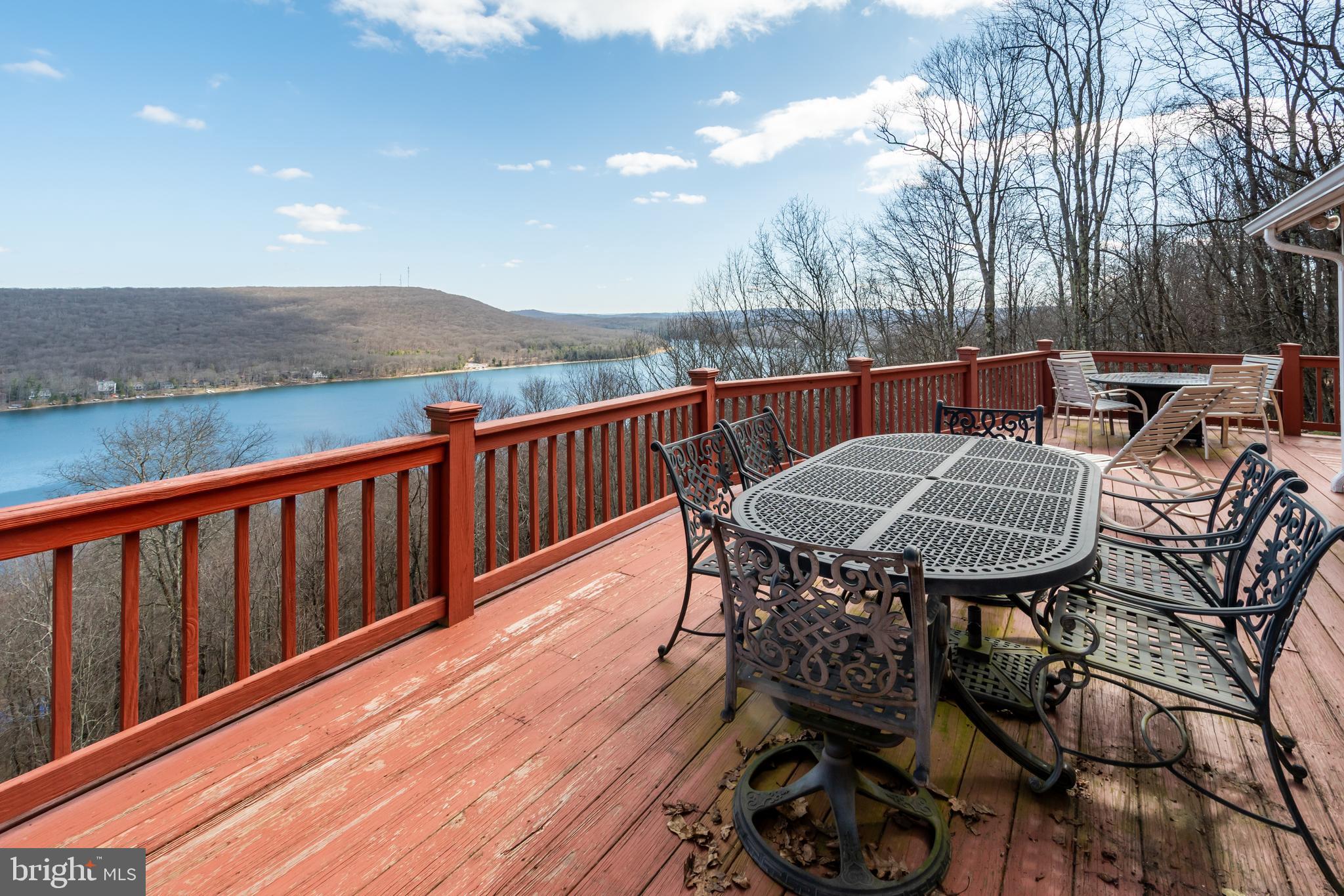 MOUNTAINSIDE - Residential