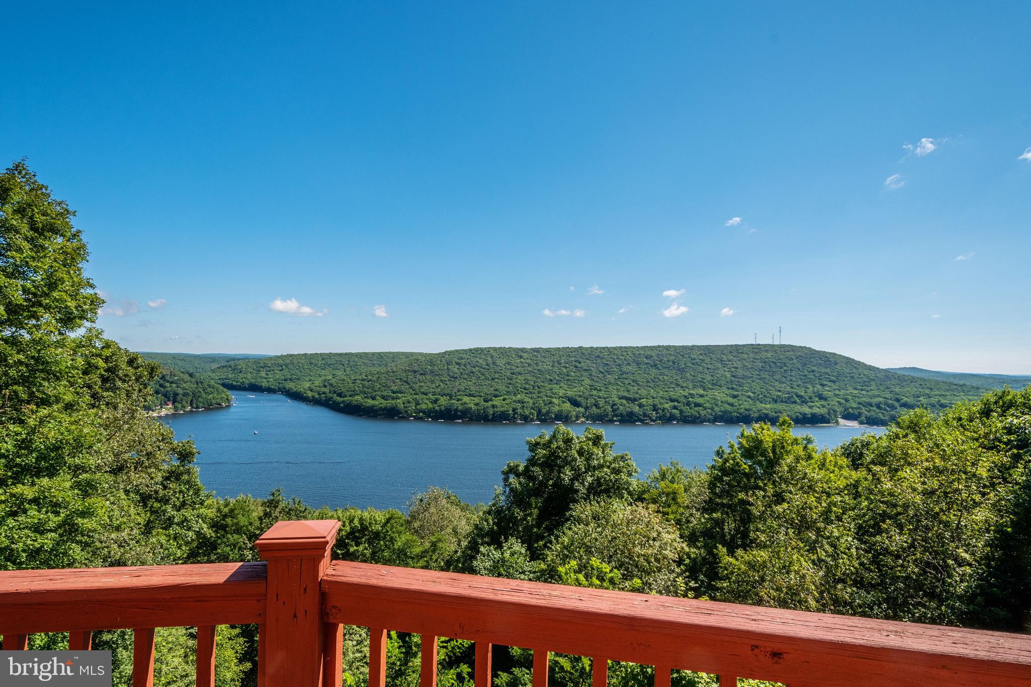 164 GRANDVIEW DRIVE