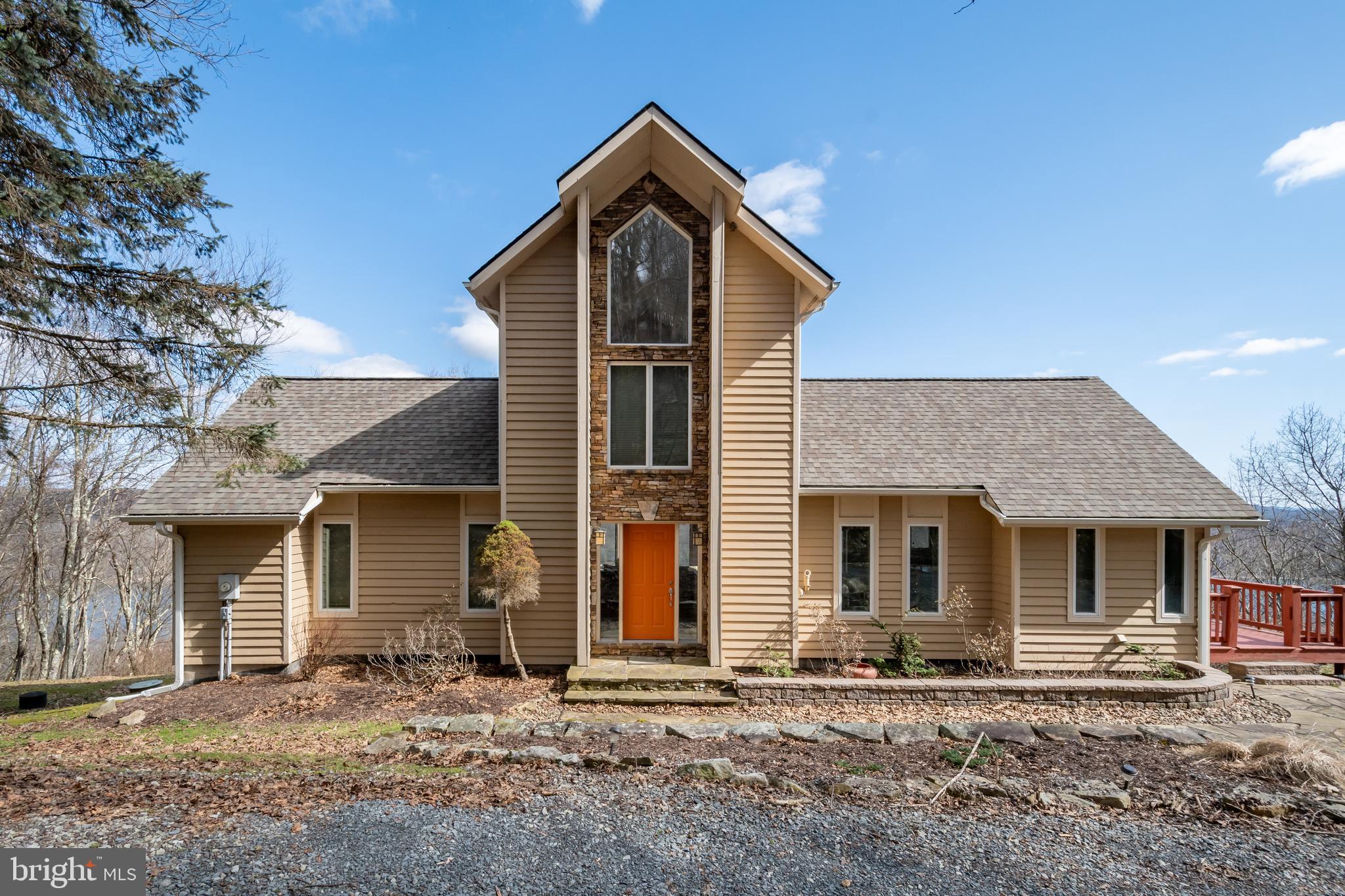 MOUNTAINSIDE - Residential