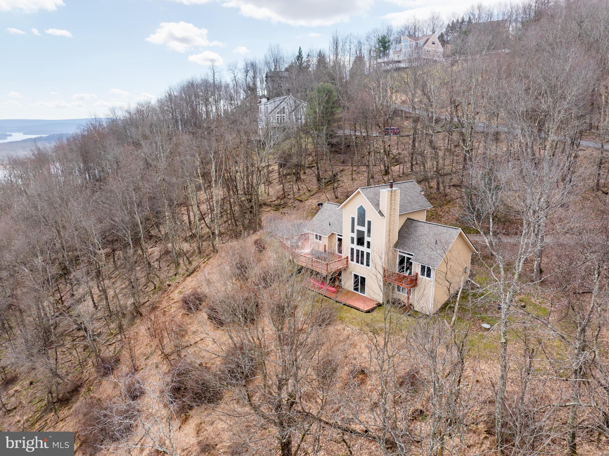 MOUNTAINSIDE - Residential