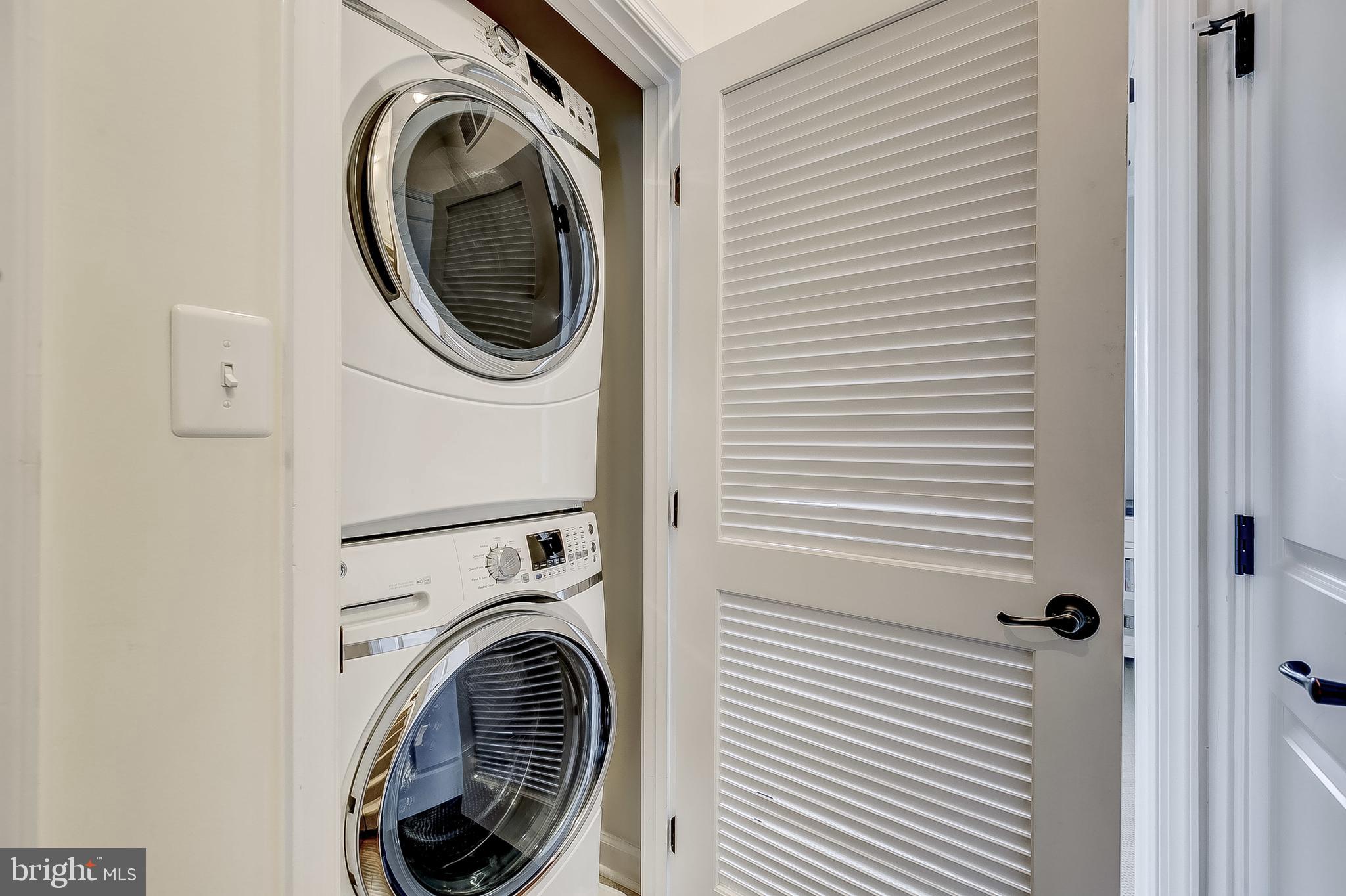 O'DONNELL SQUARE - Residential