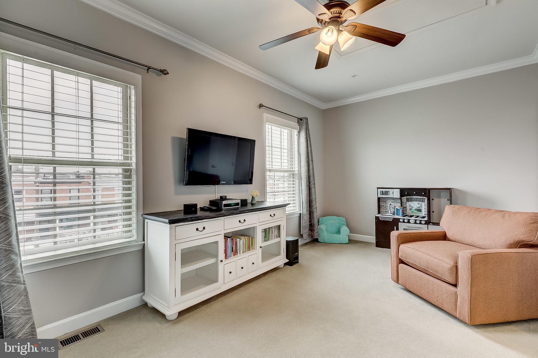 O'DONNELL SQUARE - Residential