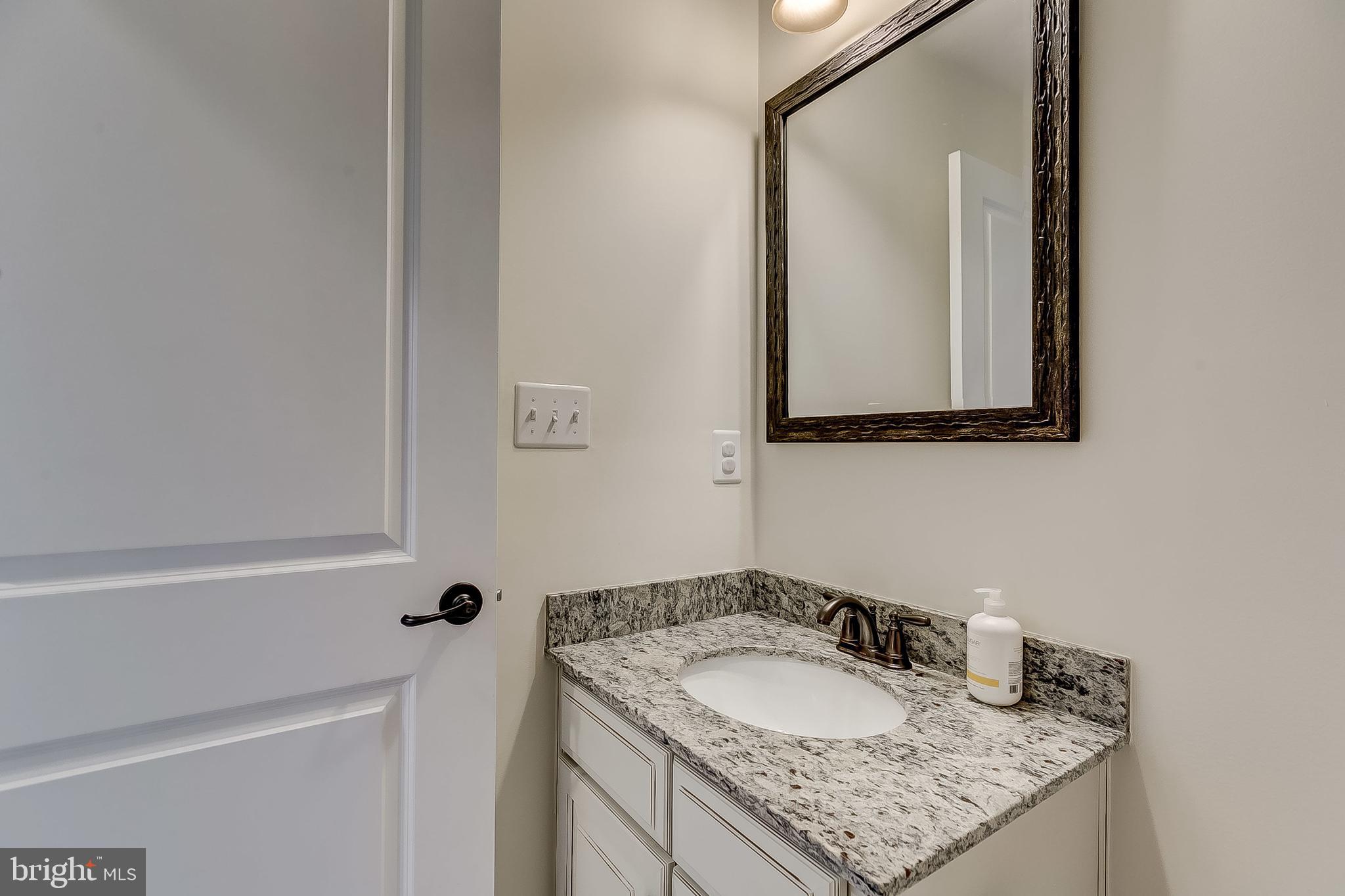 O'DONNELL SQUARE - Residential