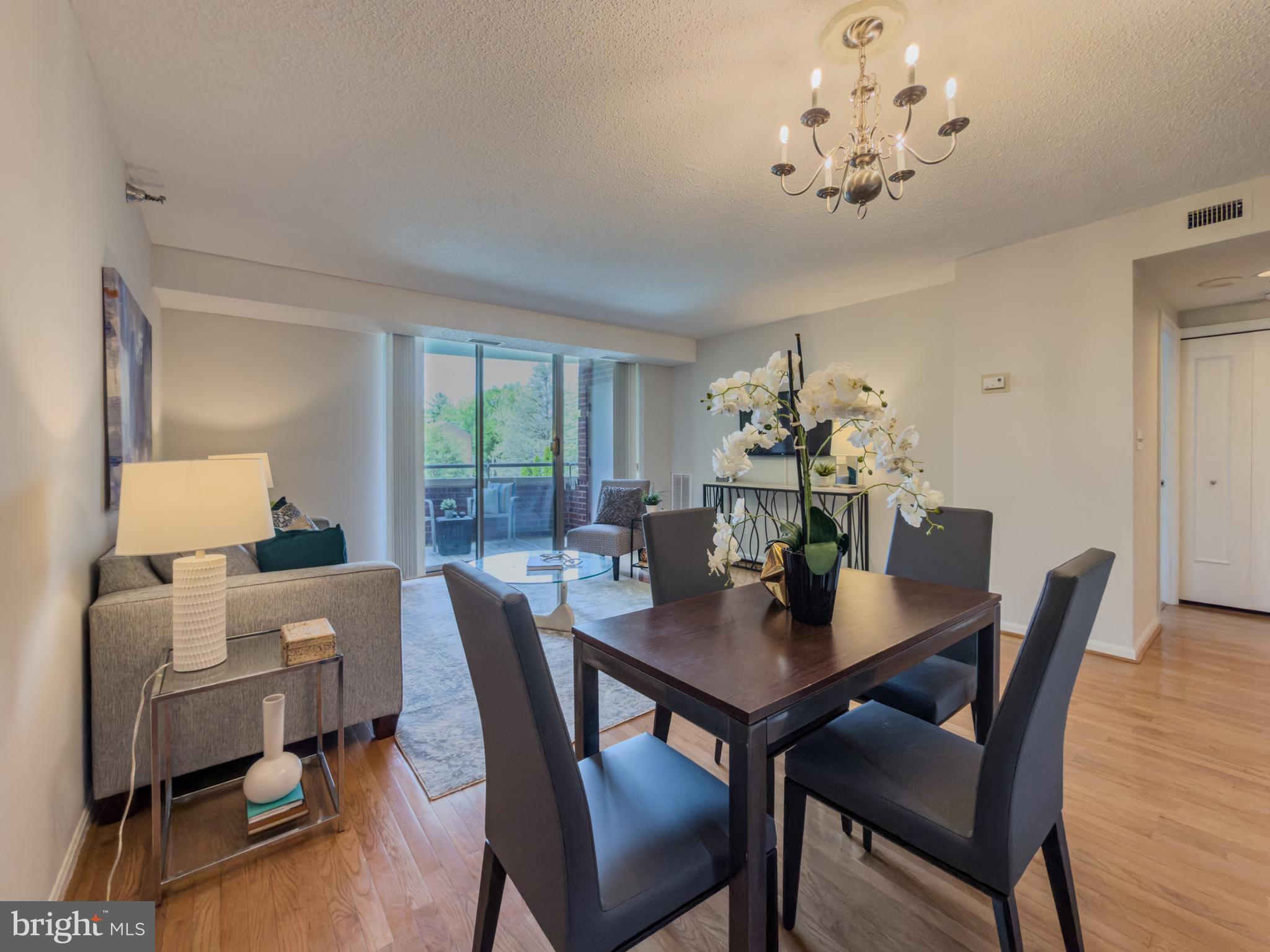 5800 NICHOLSON LANE 1-205