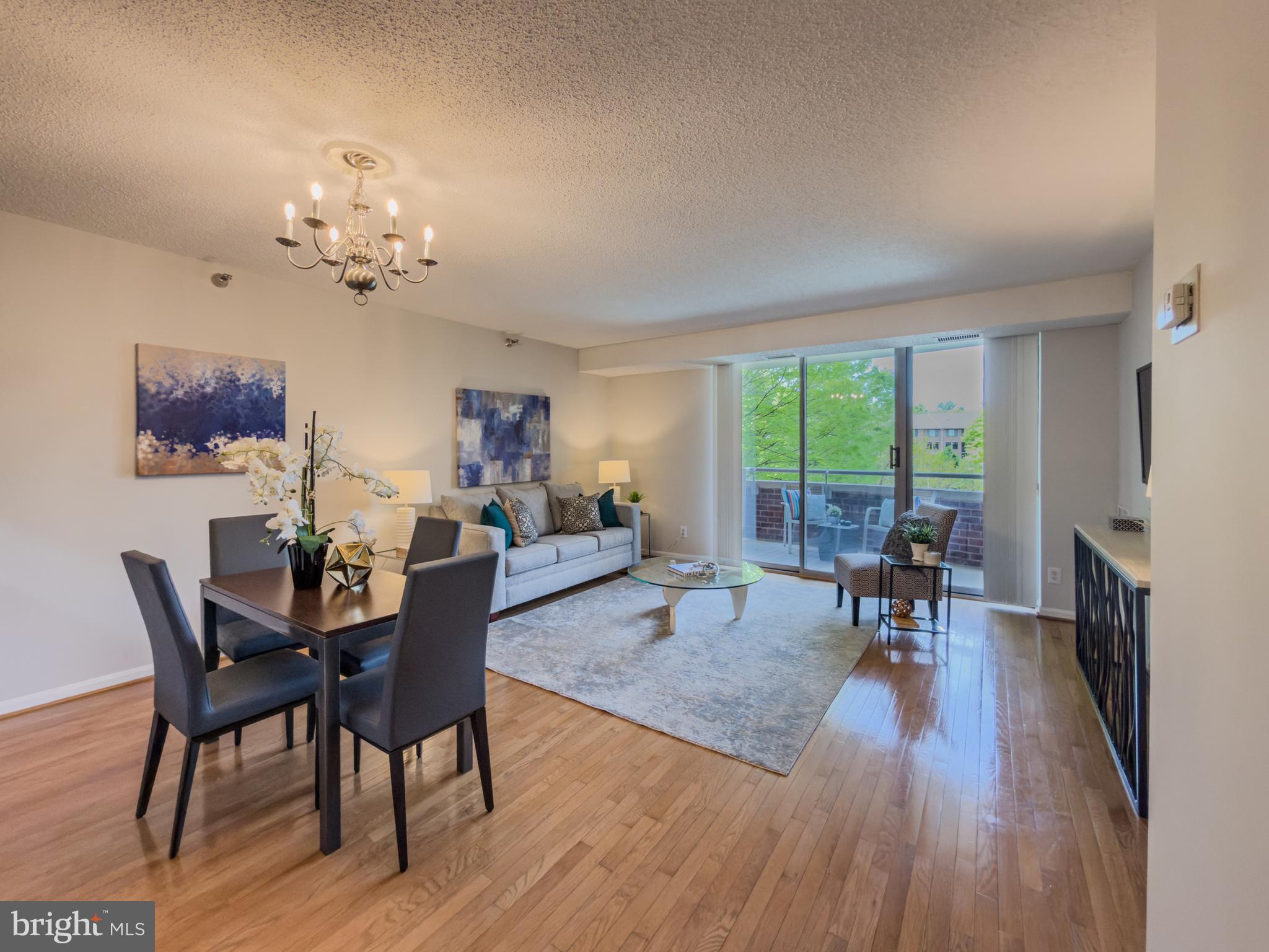 5800 NICHOLSON LANE 1-205