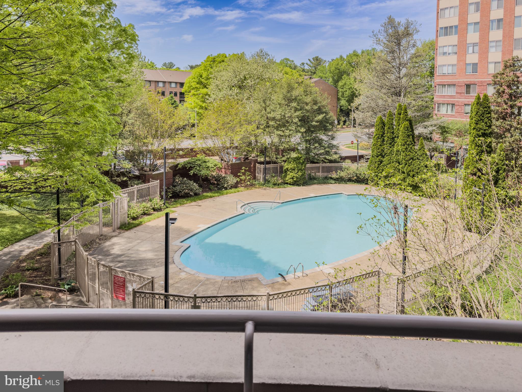 THE FALLSWOOD - Residential