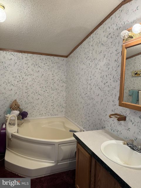 Mobile Home For Sale - 1114 Willow Drive<br/> CLEARFIELD, PA 16830