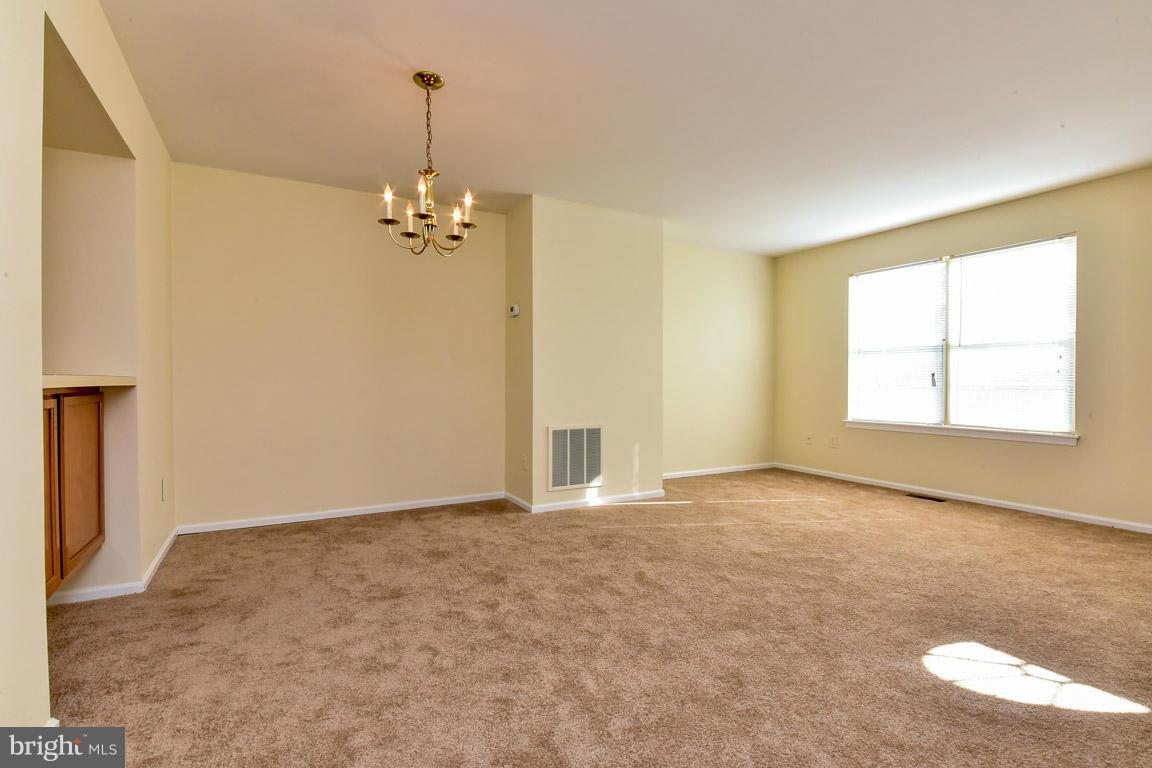 QUAIL HOLLOW - Residential