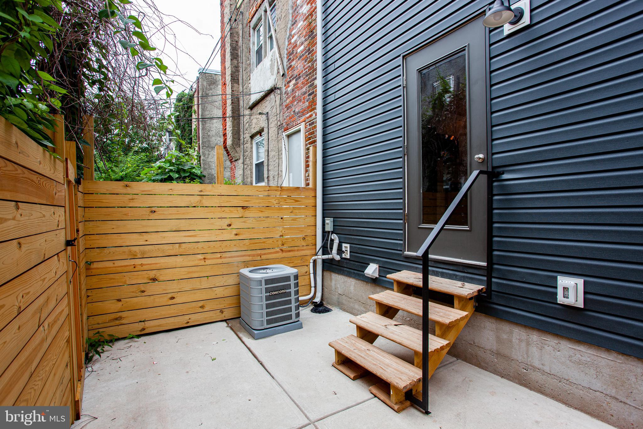 WEST PHILADELPHIA - Residential