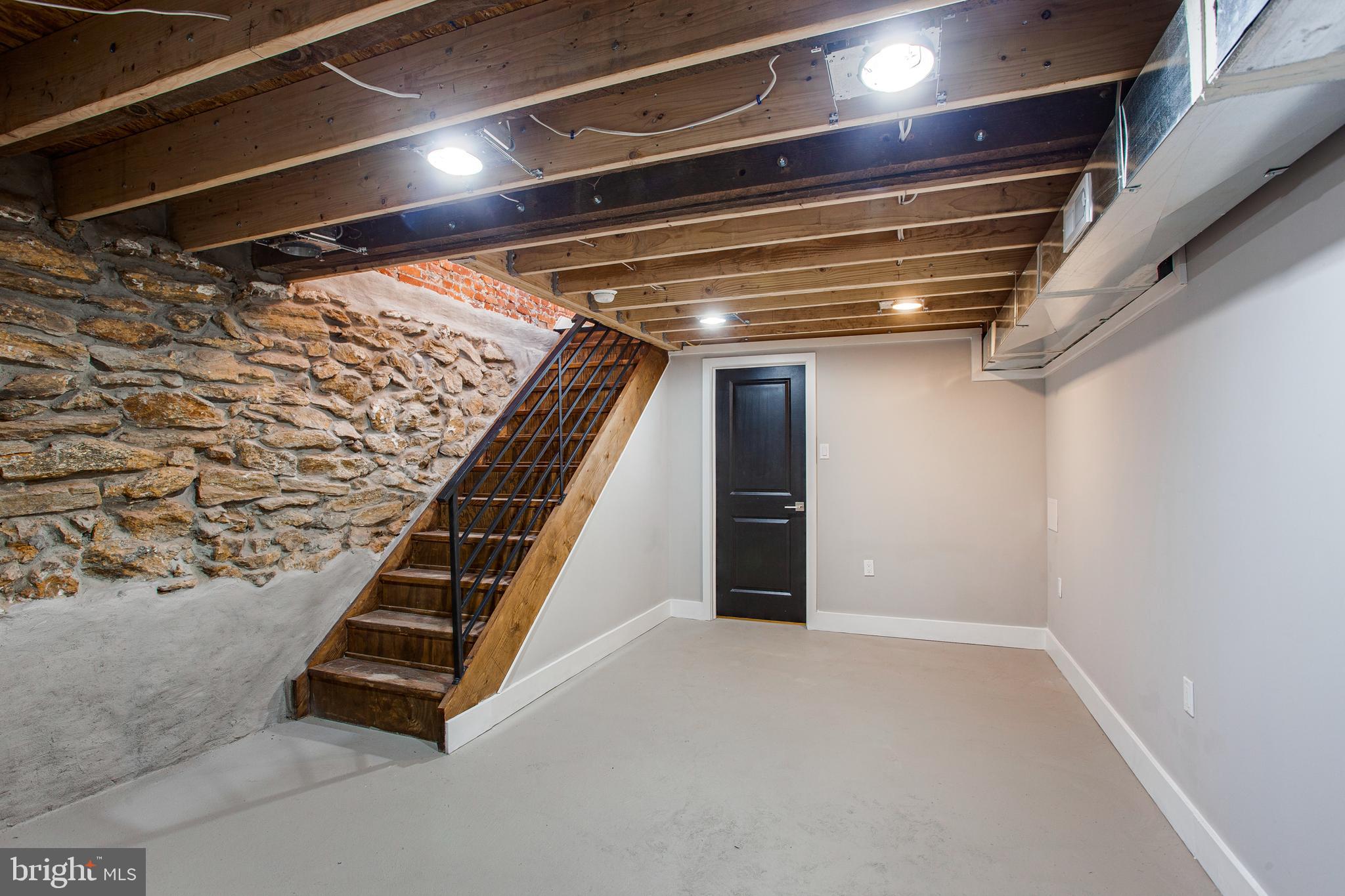 WEST PHILADELPHIA - Residential